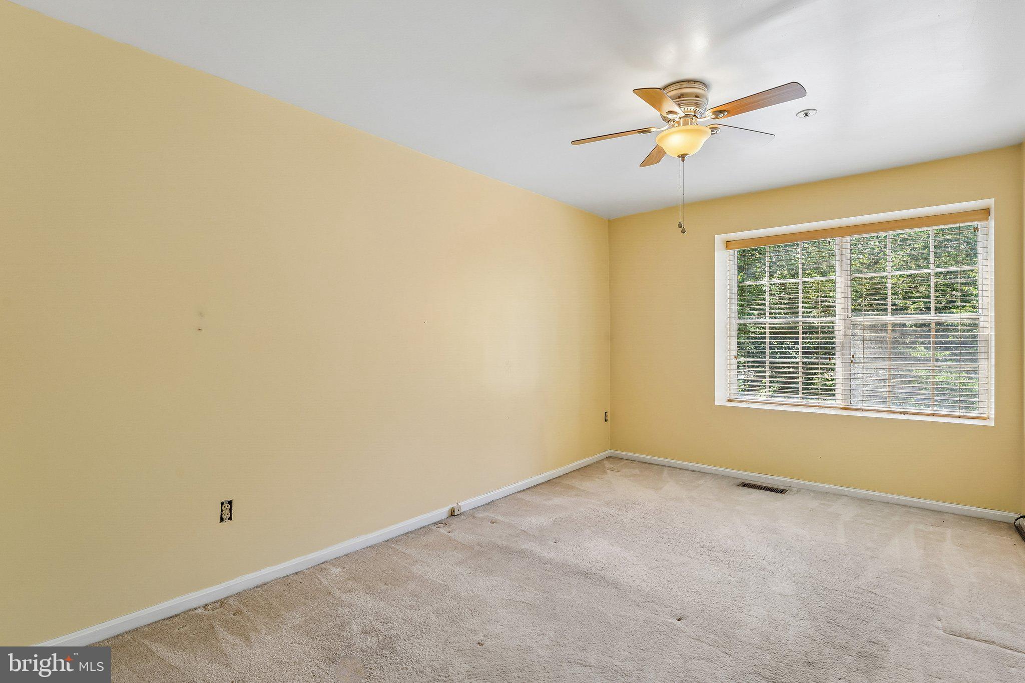 GLENSFORD CONDO - Residential