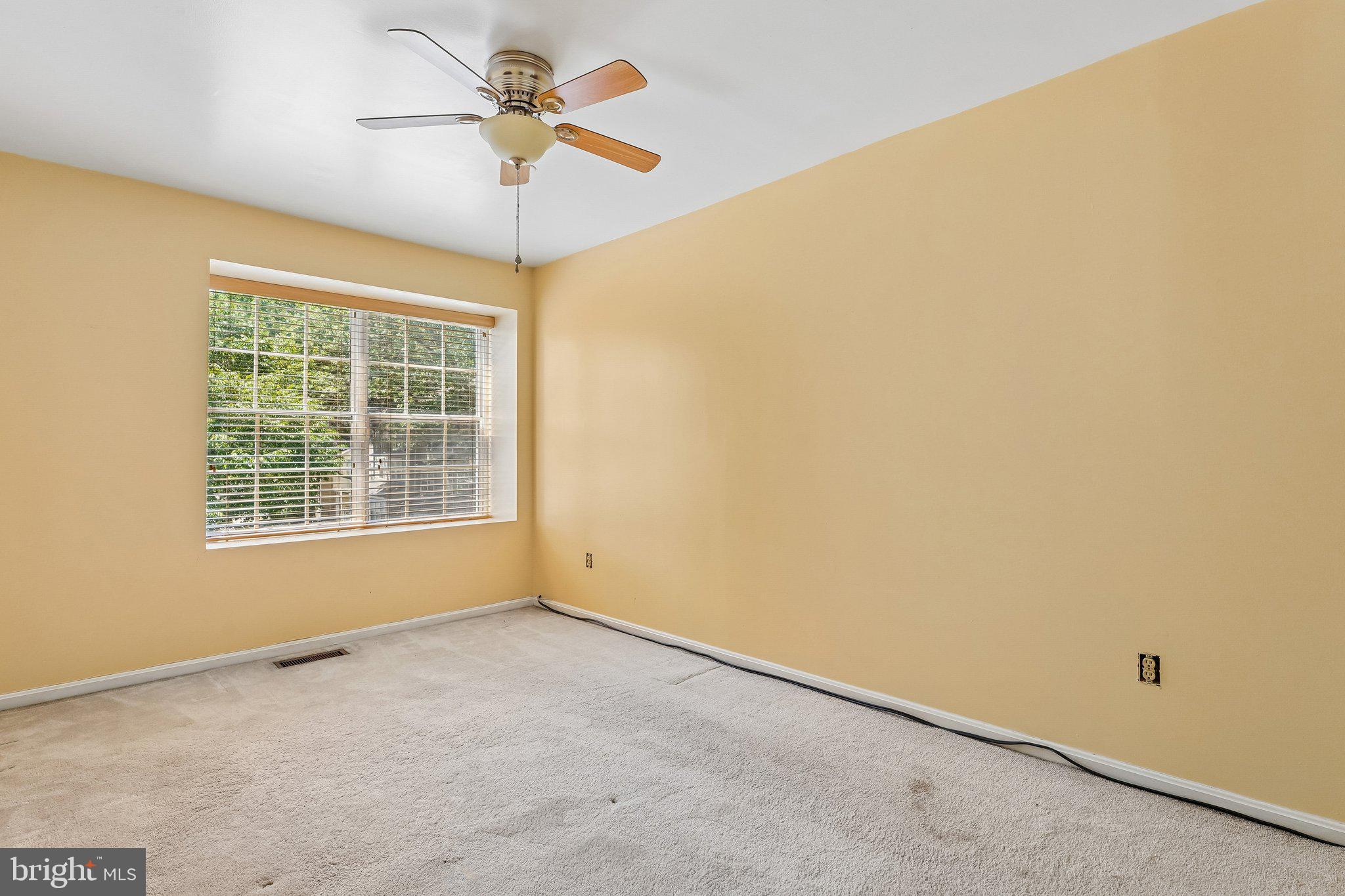 GLENSFORD CONDO - Residential