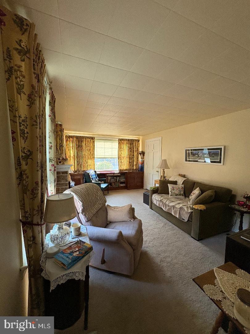 GLENSIDE - Residential