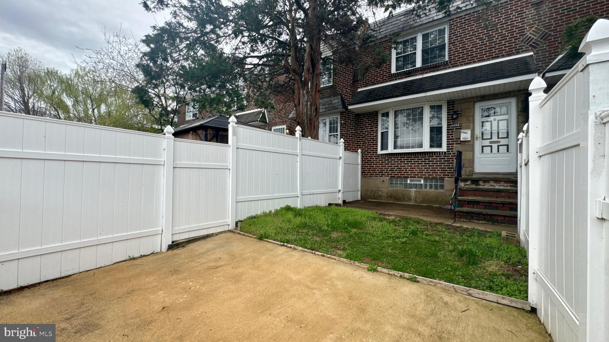 TACONY - Residential Lease