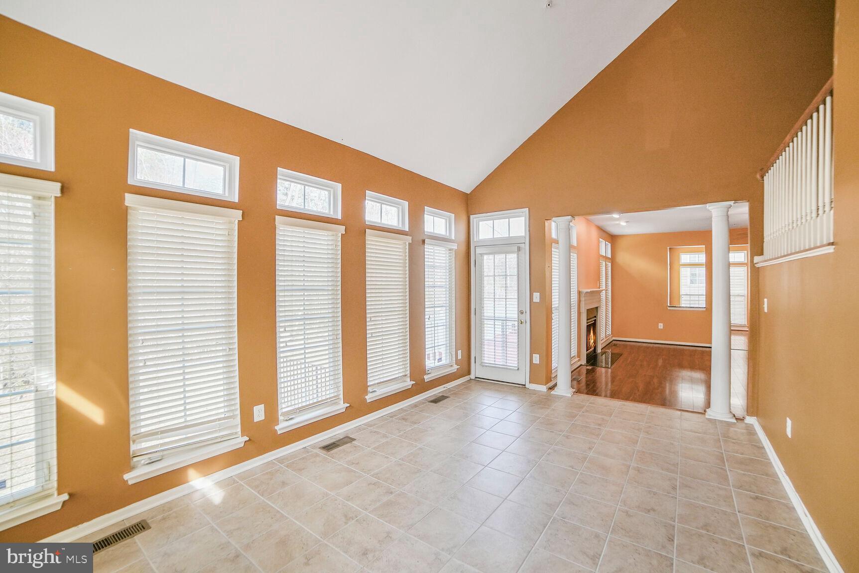 CROSS CREEK CLUB - Residential
