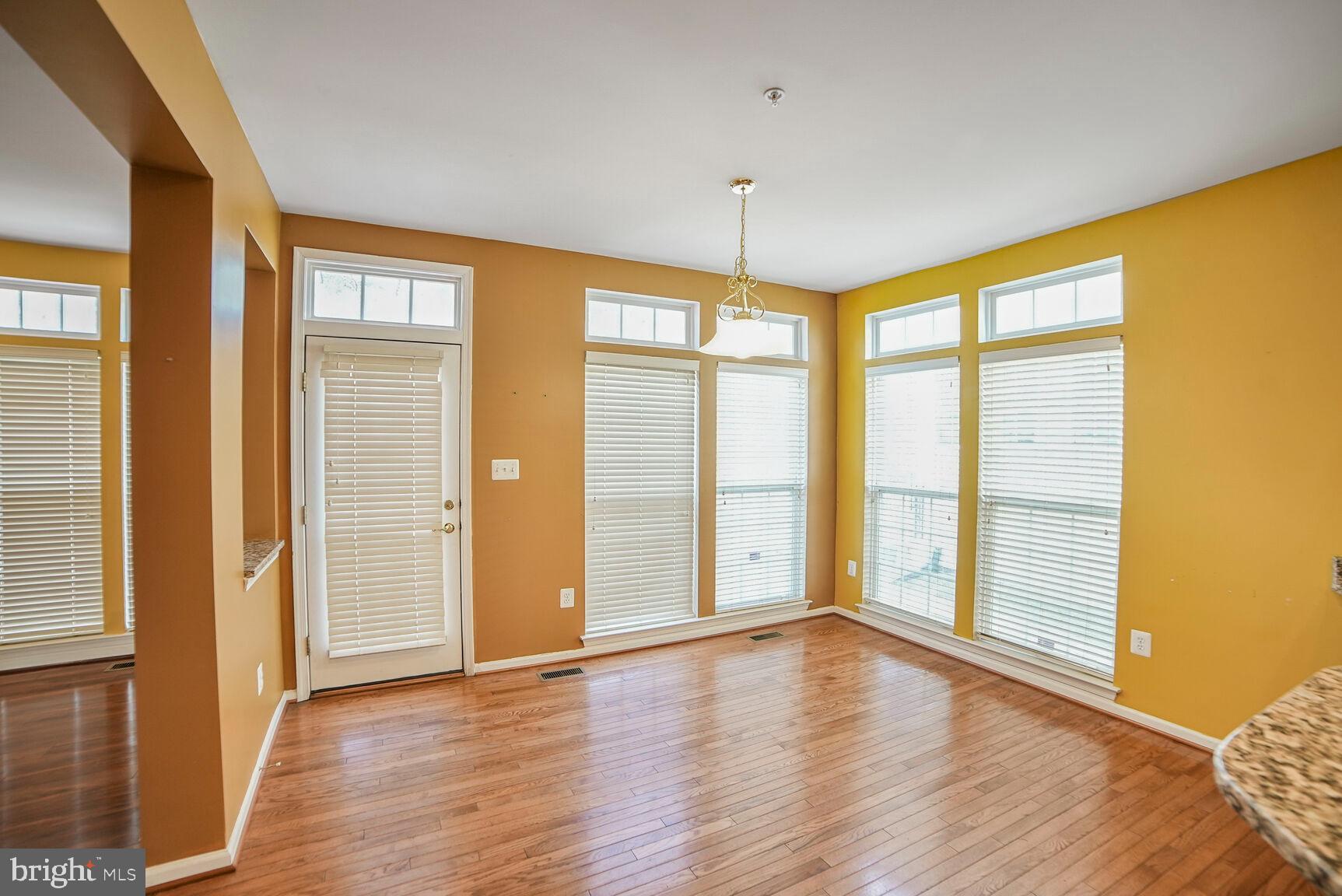 CROSS CREEK CLUB - Residential