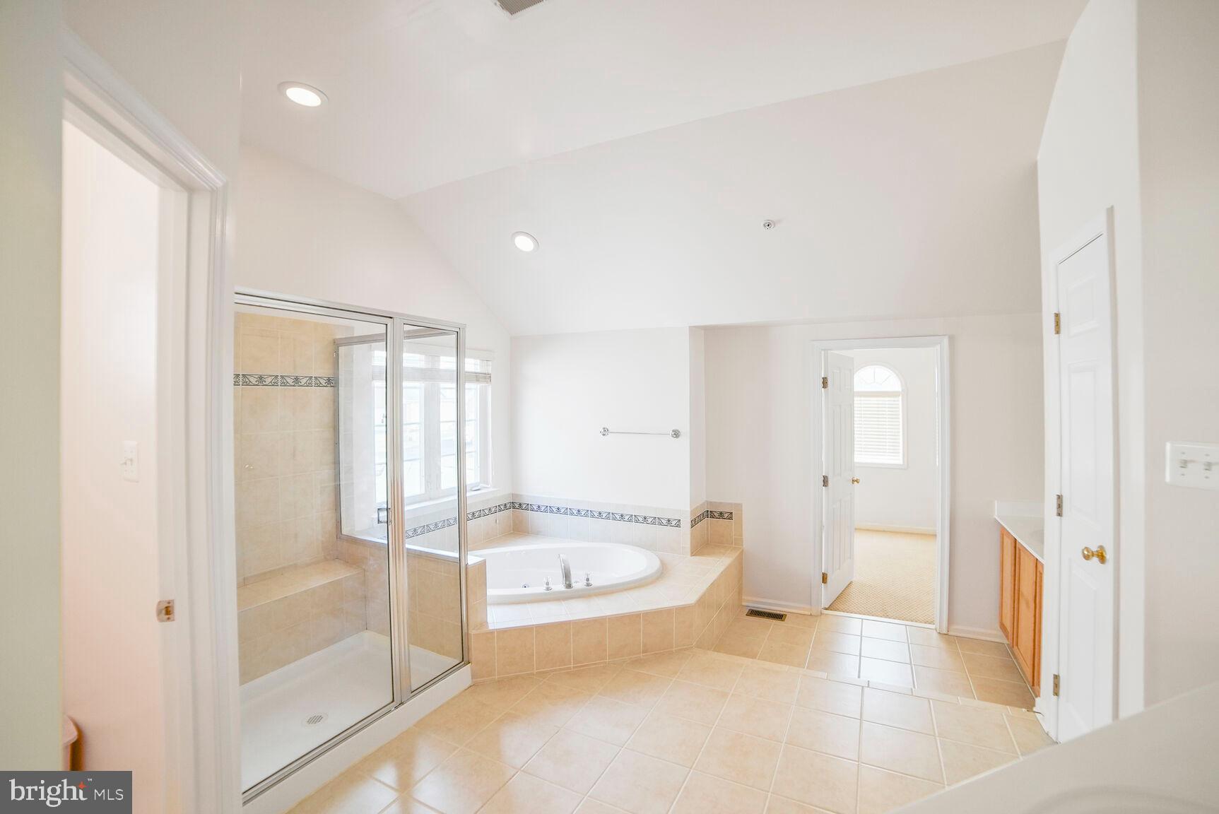 CROSS CREEK CLUB - Residential