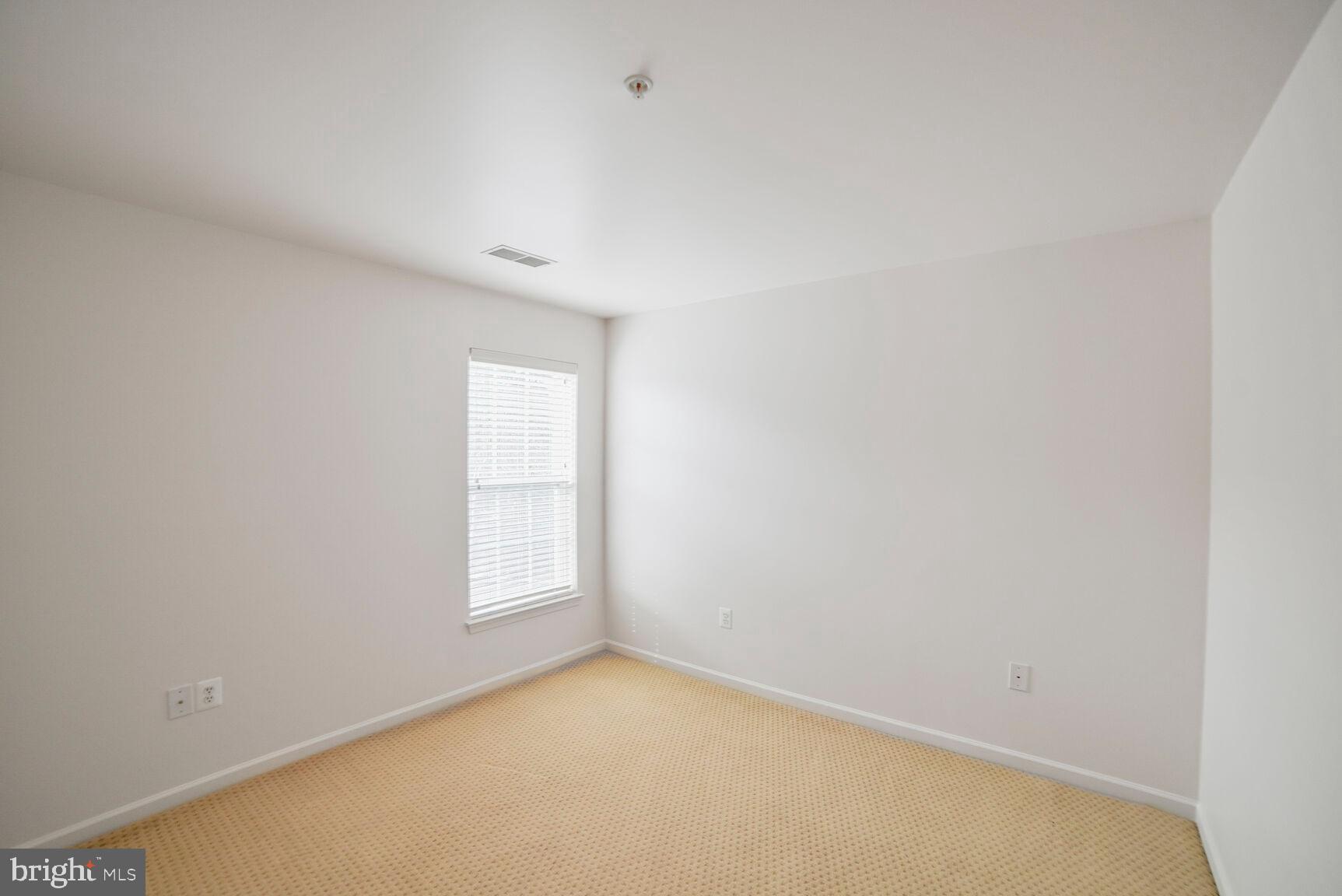 CROSS CREEK CLUB - Residential
