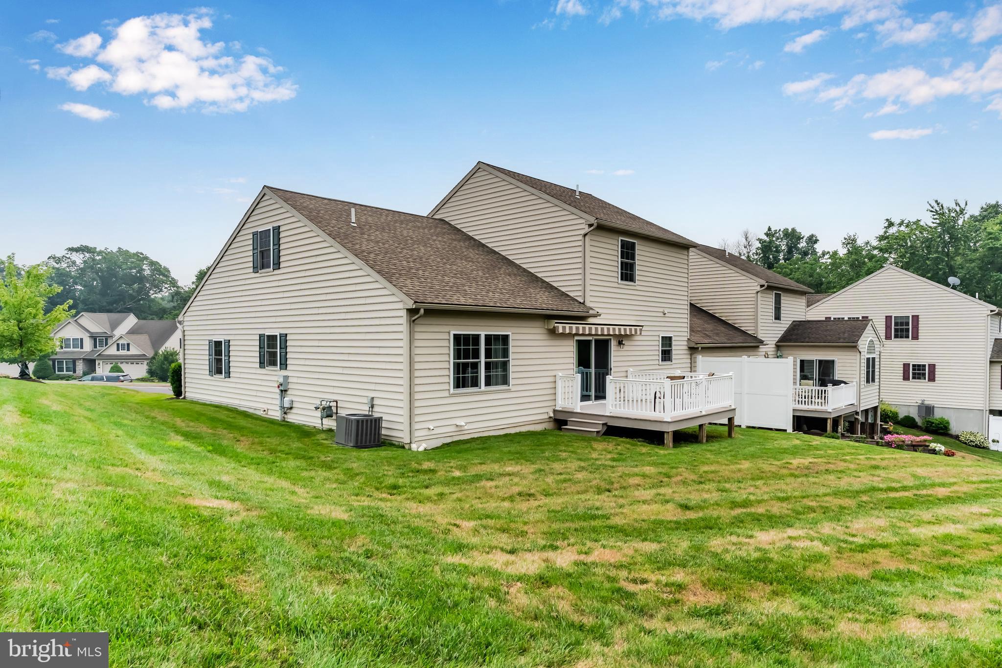 WOODS EDGE OF ELIZABETHTOWN - Residential
