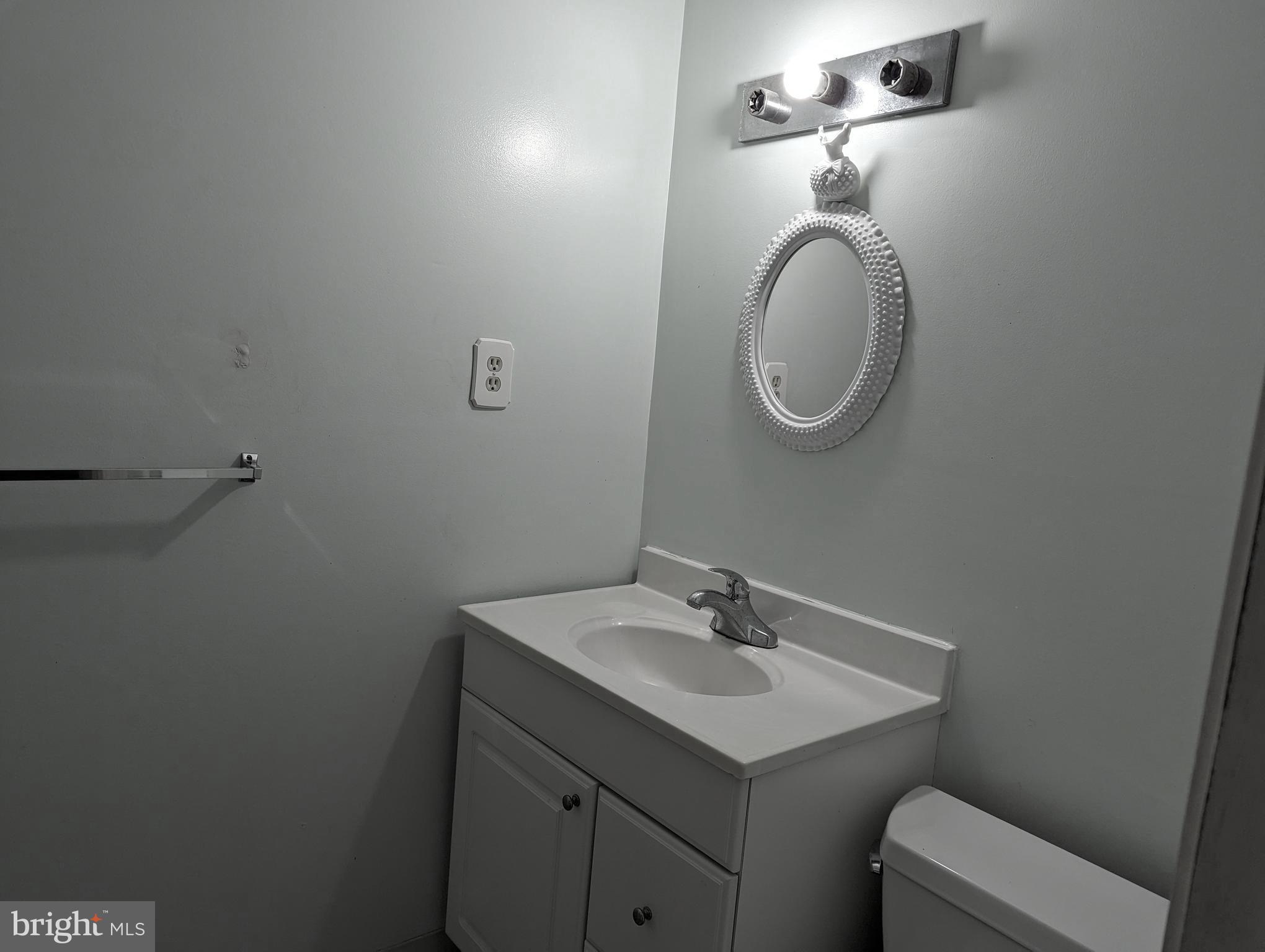 POHICK VILLAGE - Residential Lease