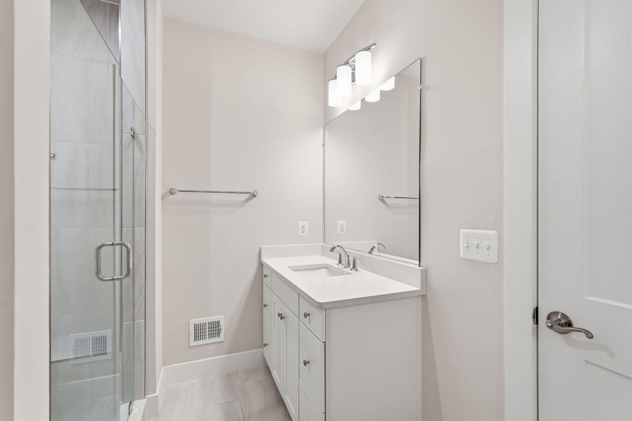 TALL OAKS - Residential