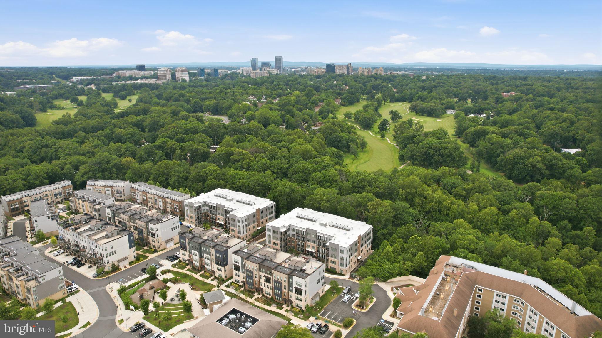 TALL OAKS - Residential