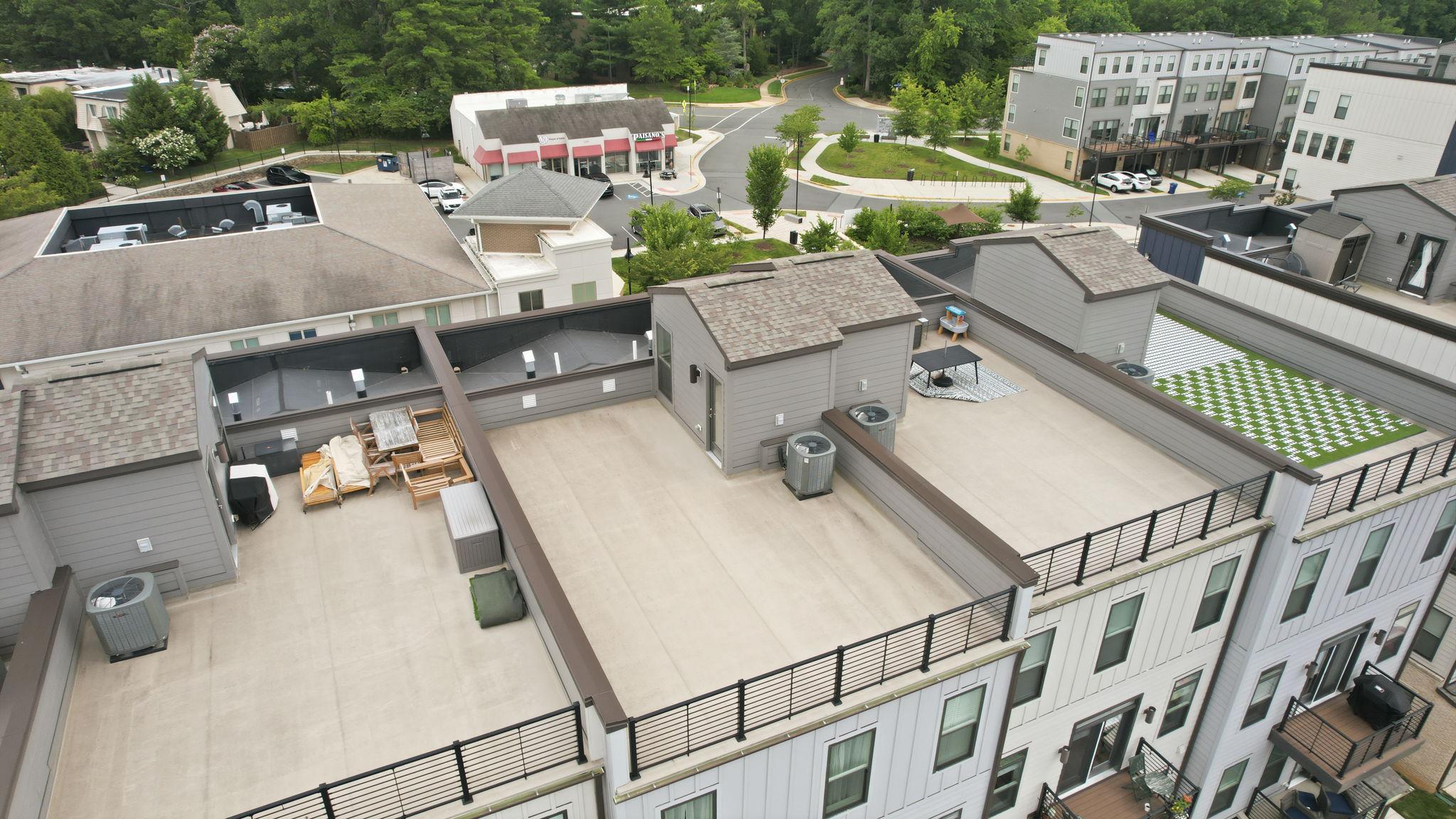 TALL OAKS - Residential