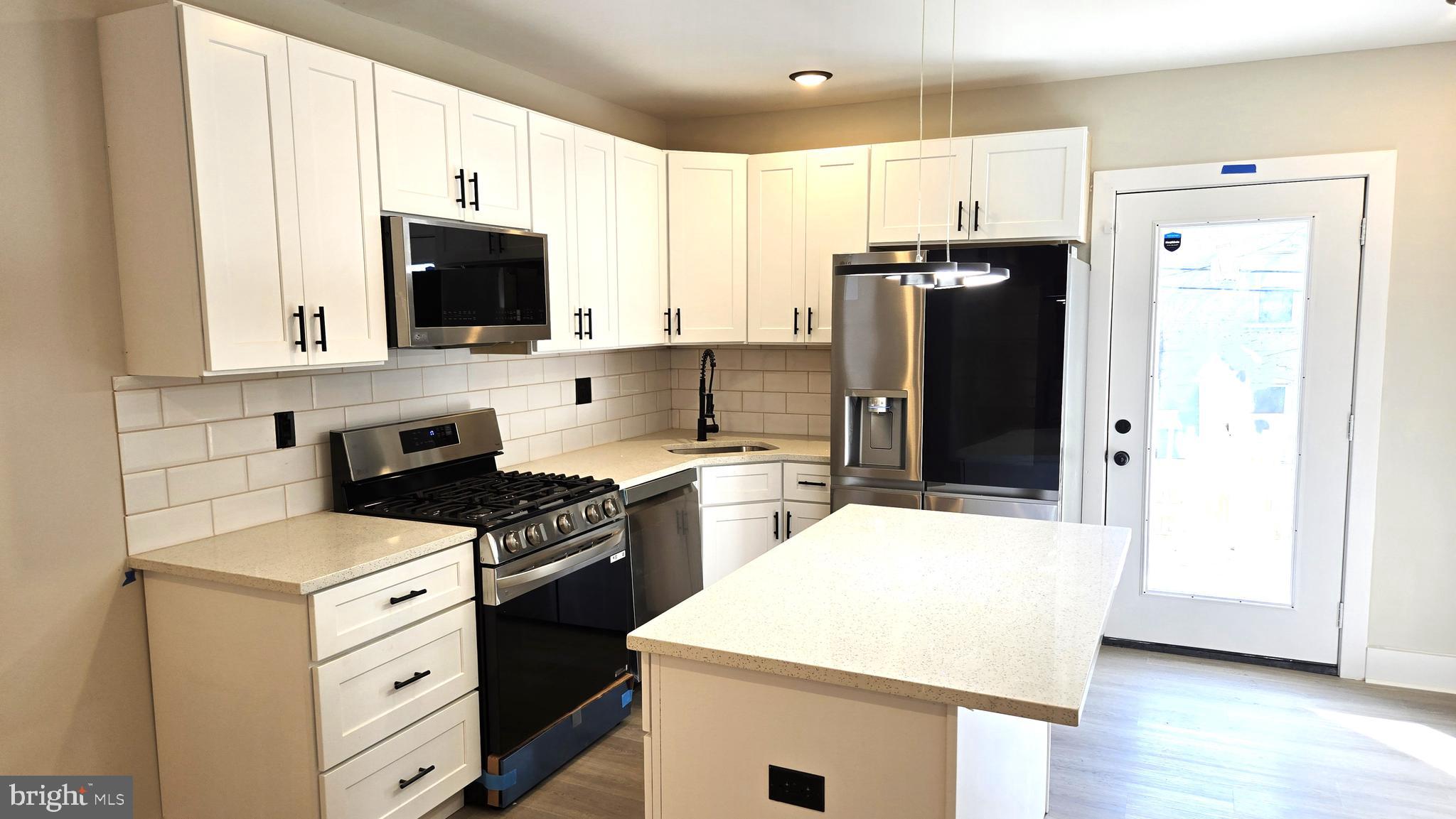 PARK HEIGHTS - Residential Lease