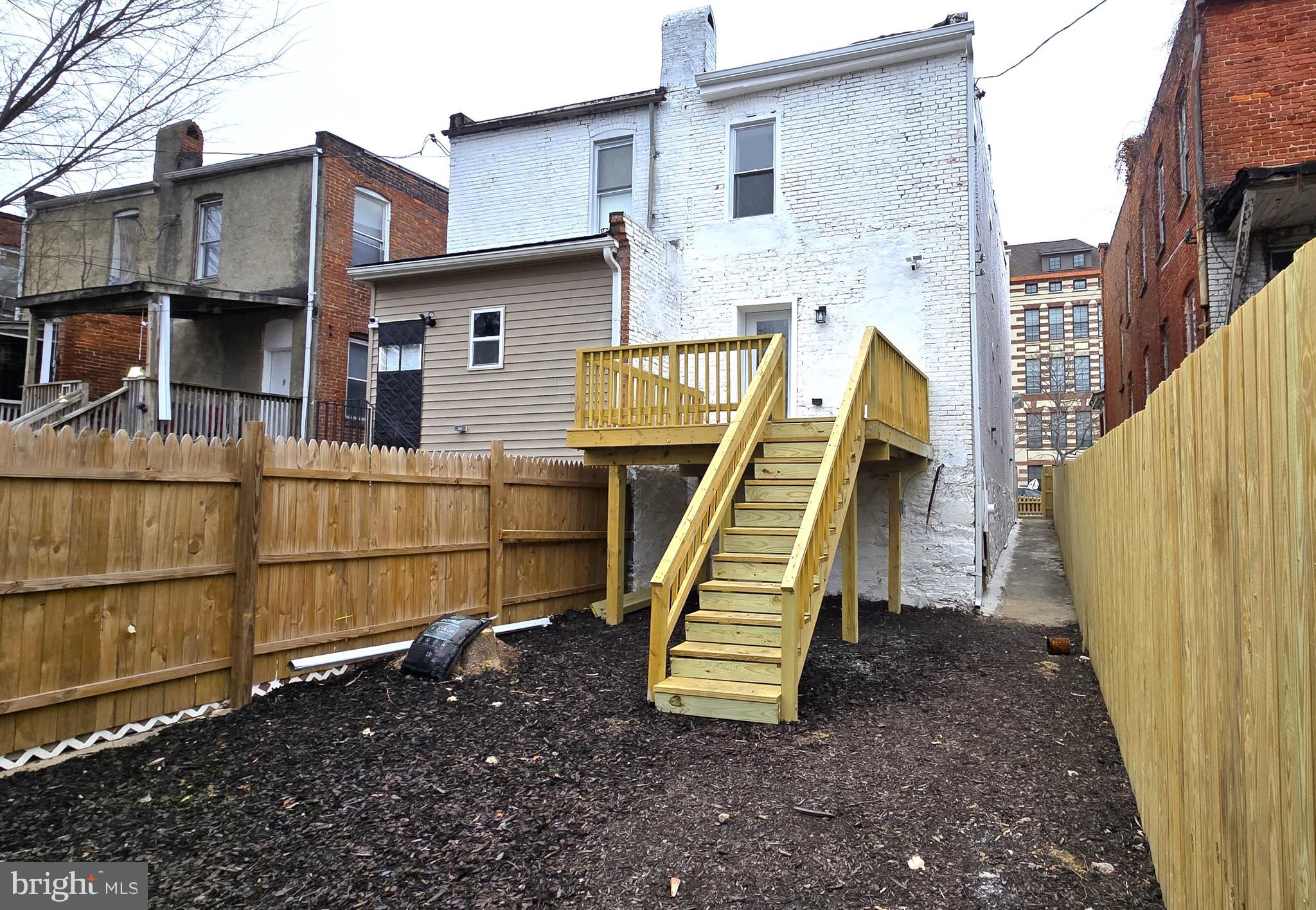 PARK HEIGHTS - Residential Lease