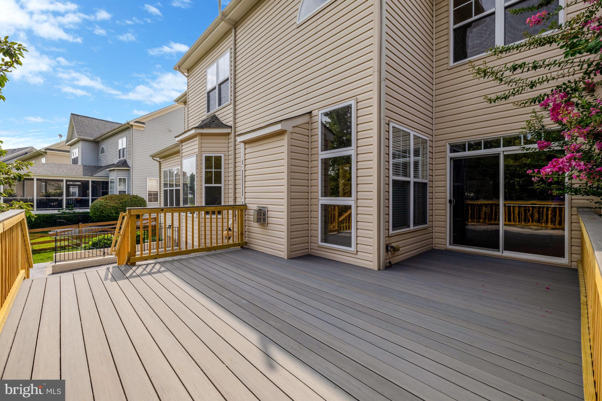 VICTORY LAKES - Residential
