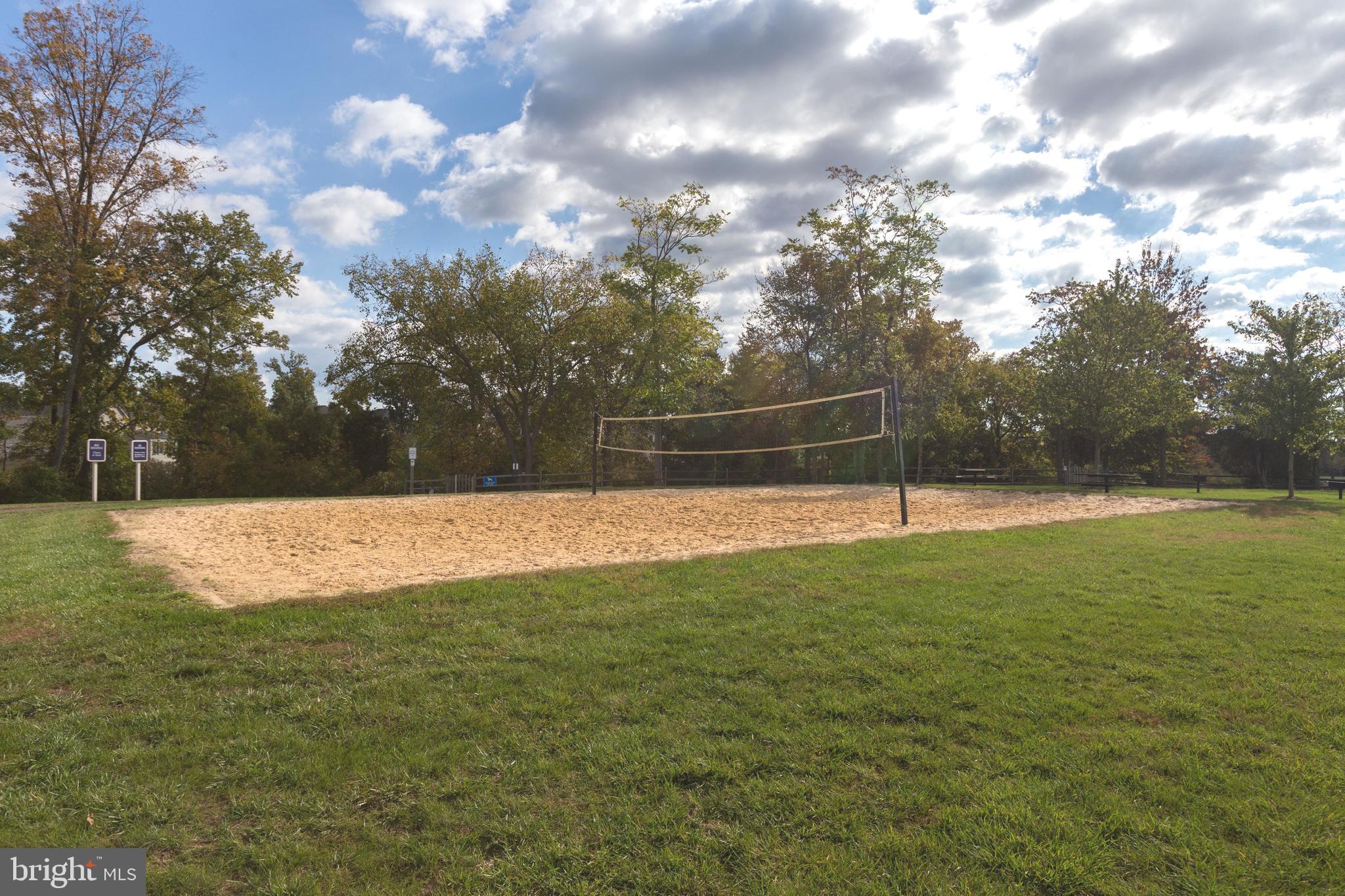 VICTORY LAKES - Residential