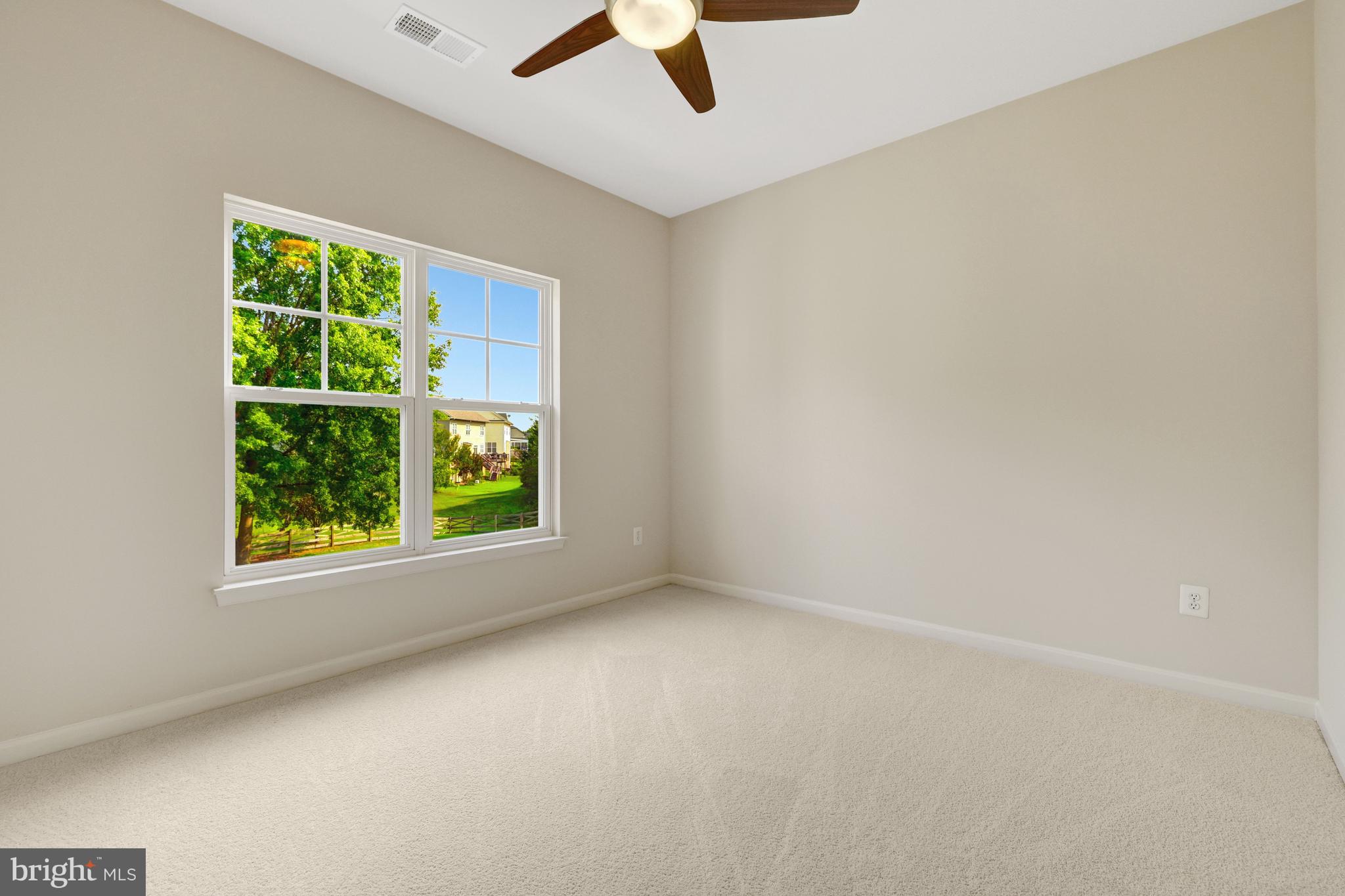 VICTORY LAKES - Residential