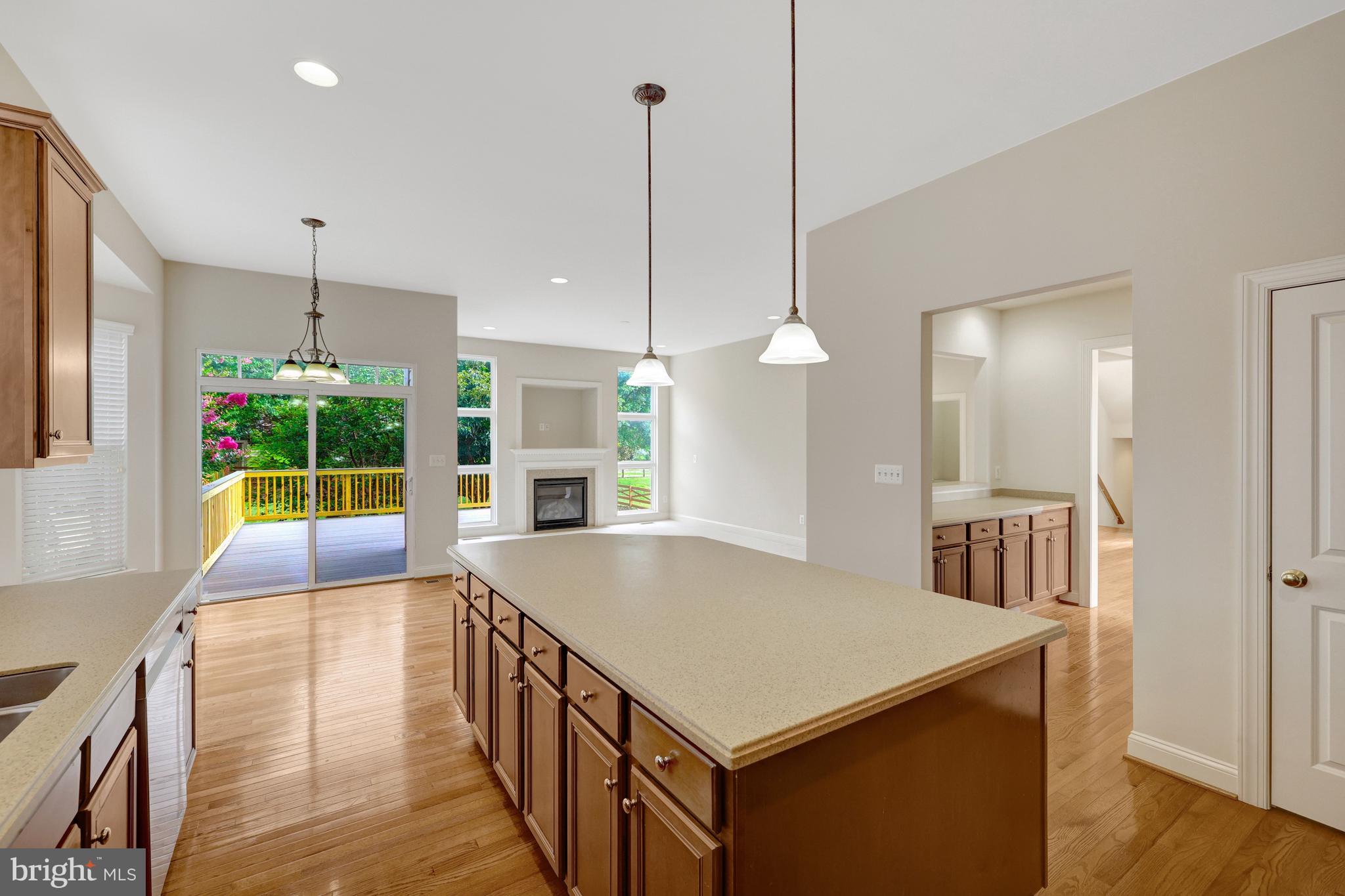 VICTORY LAKES - Residential