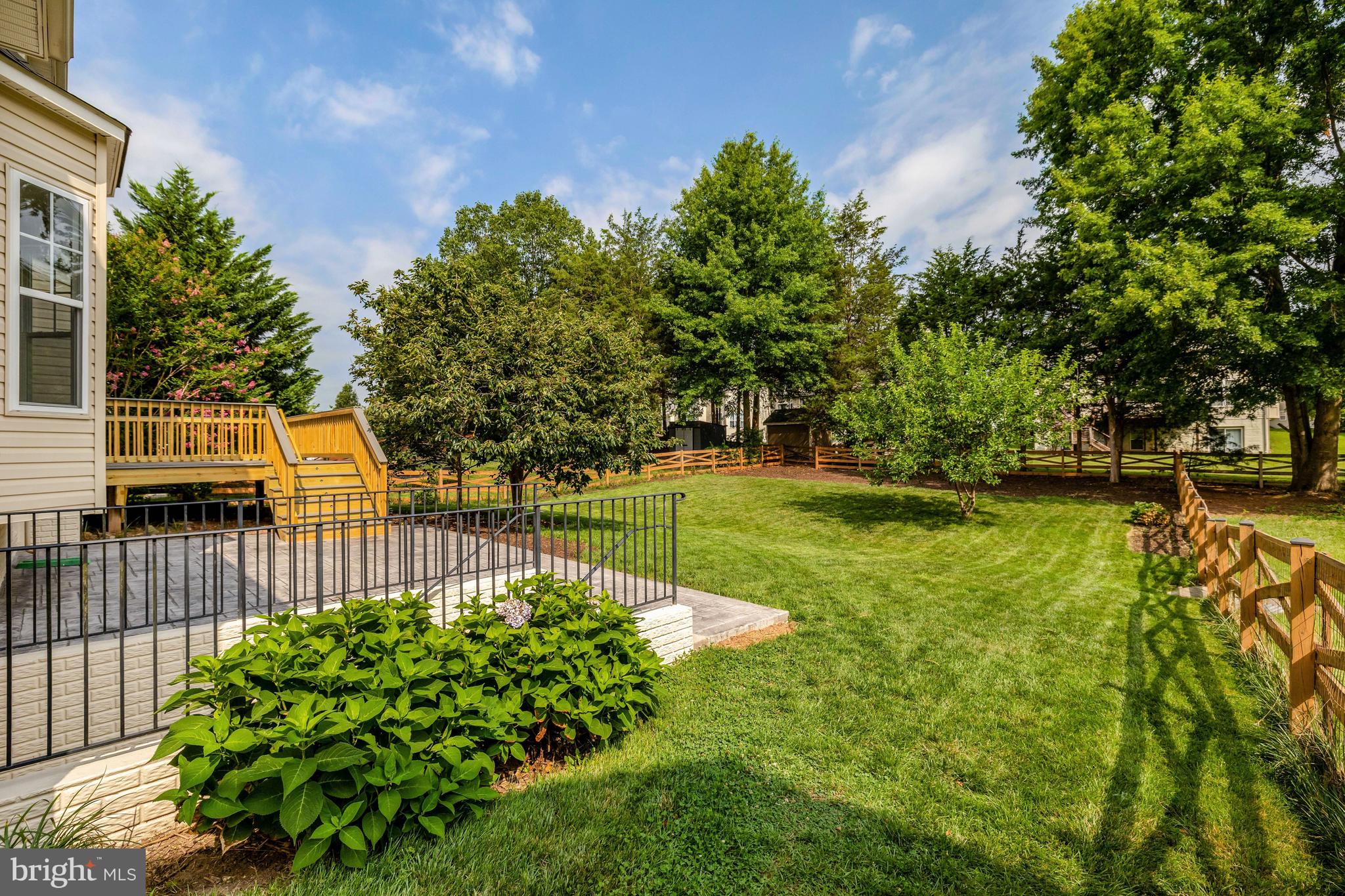VICTORY LAKES - Residential
