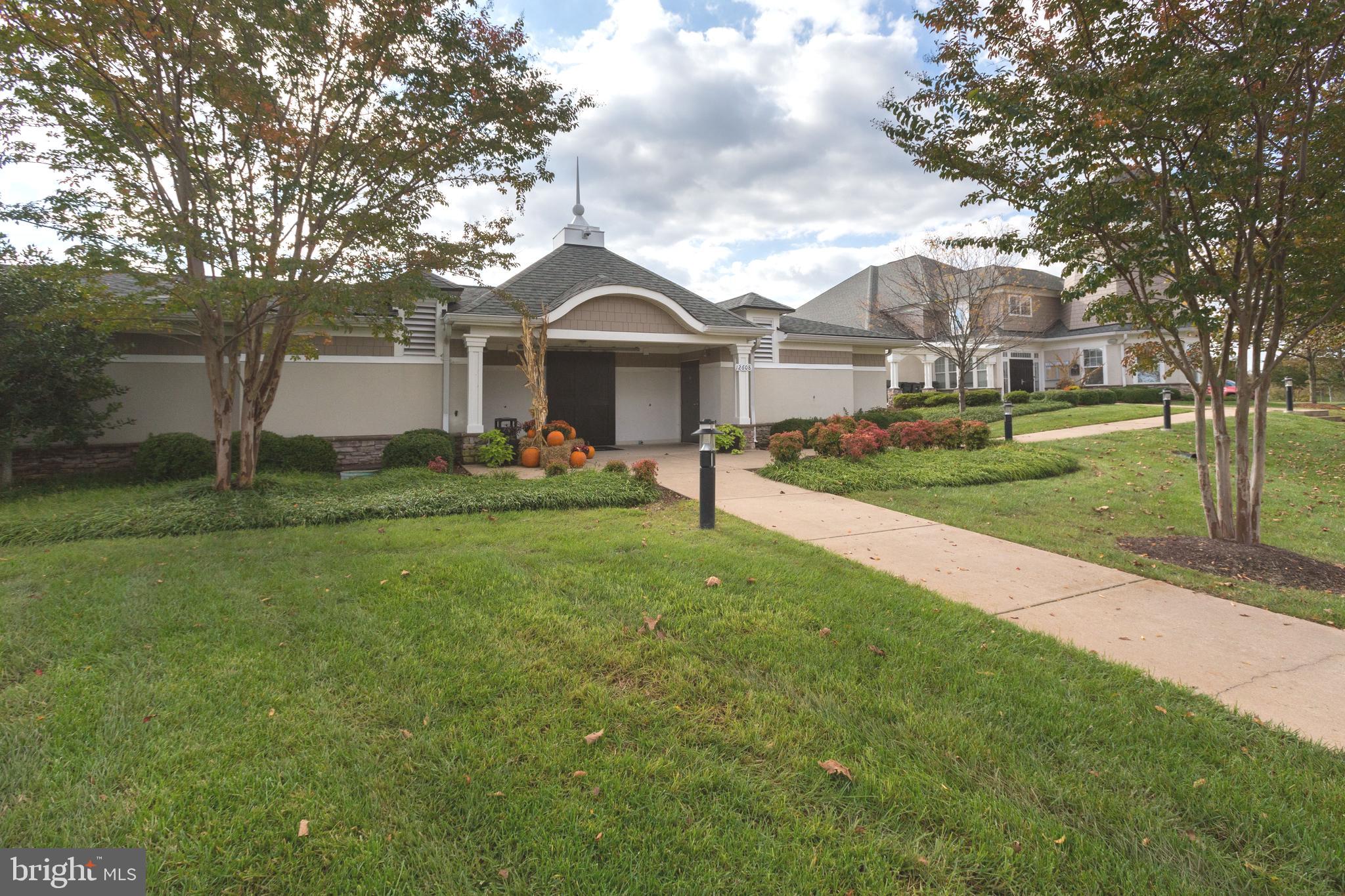 VICTORY LAKES - Residential