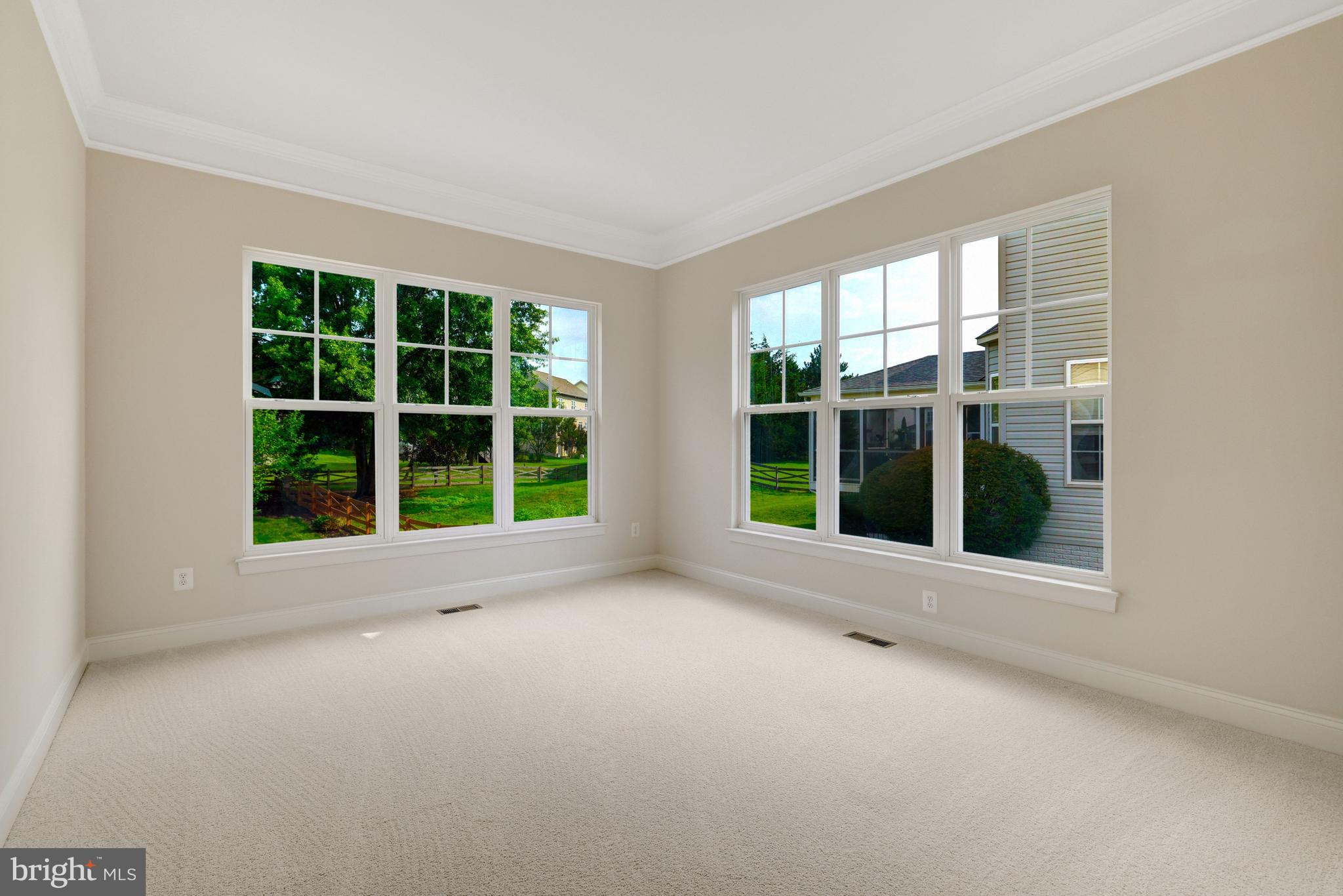 VICTORY LAKES - Residential