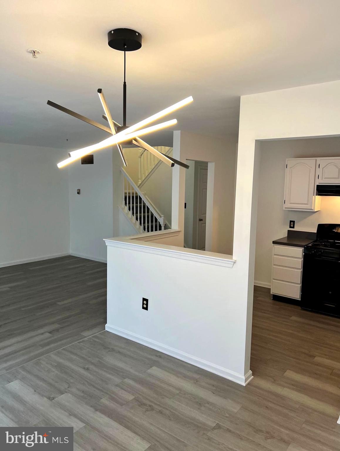 HICKORY HOLLOW - Residential