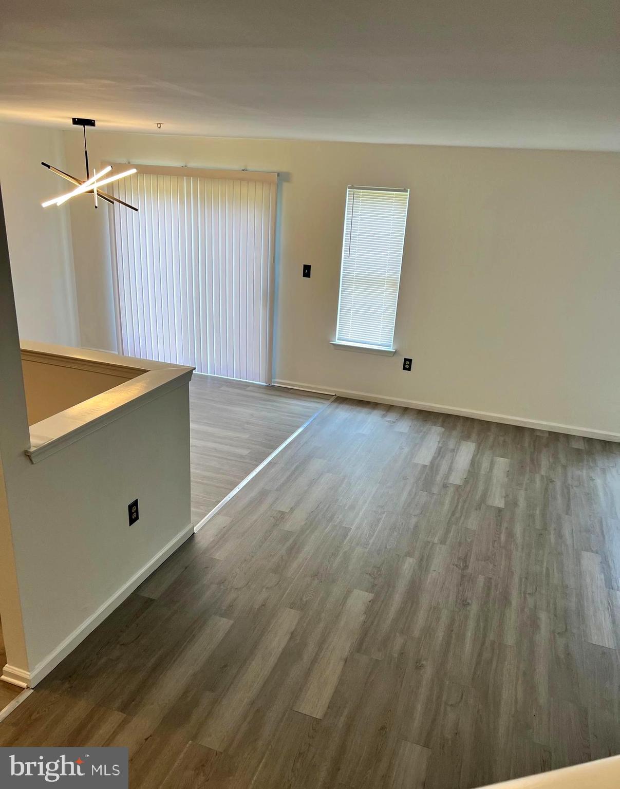 HICKORY HOLLOW - Residential