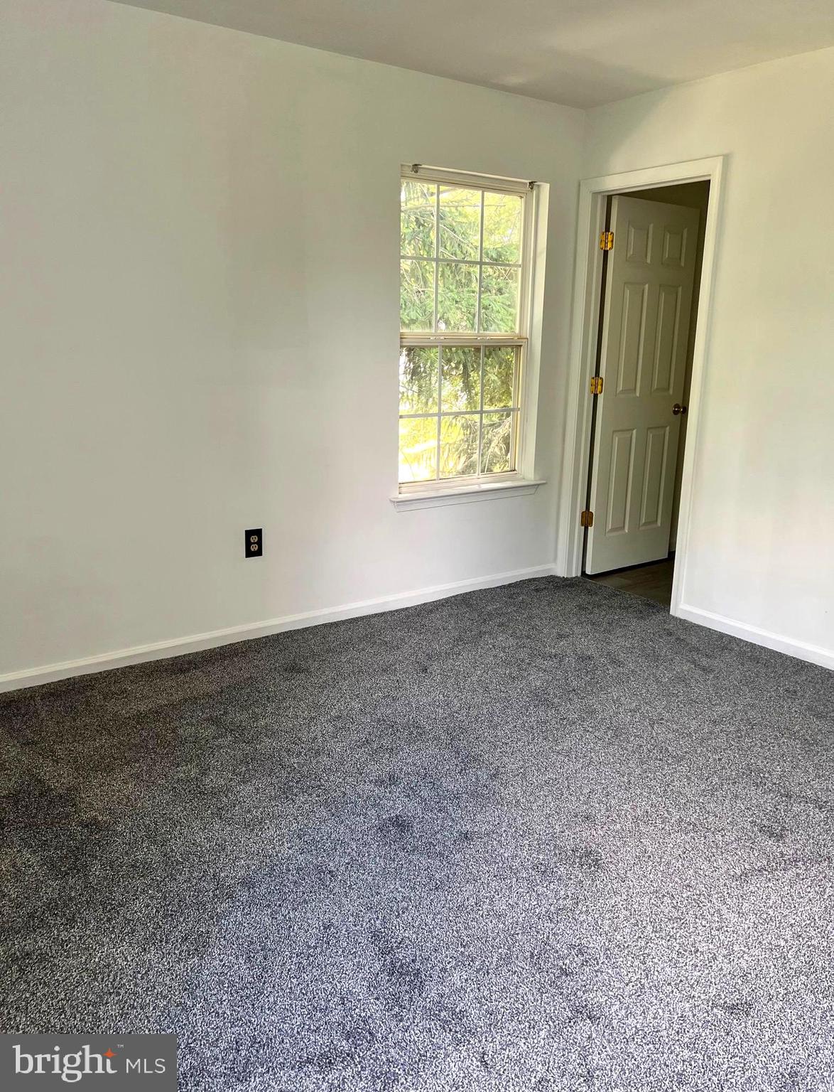 HICKORY HOLLOW - Residential