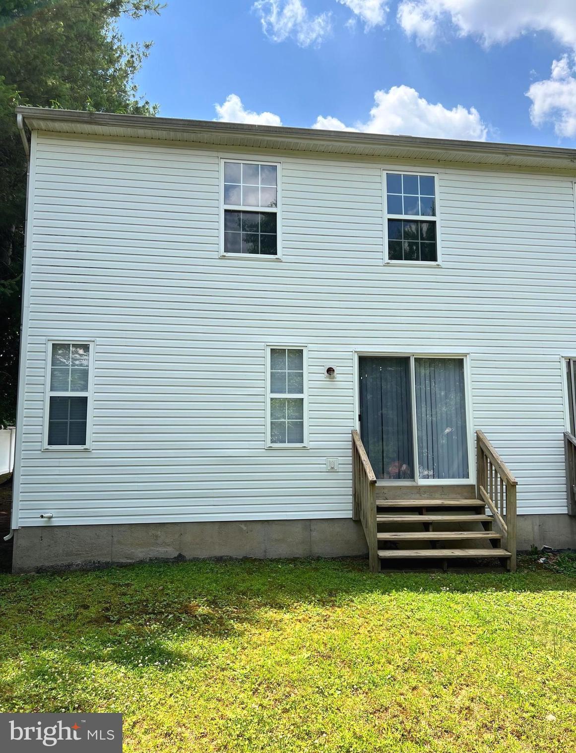 HICKORY HOLLOW - Residential