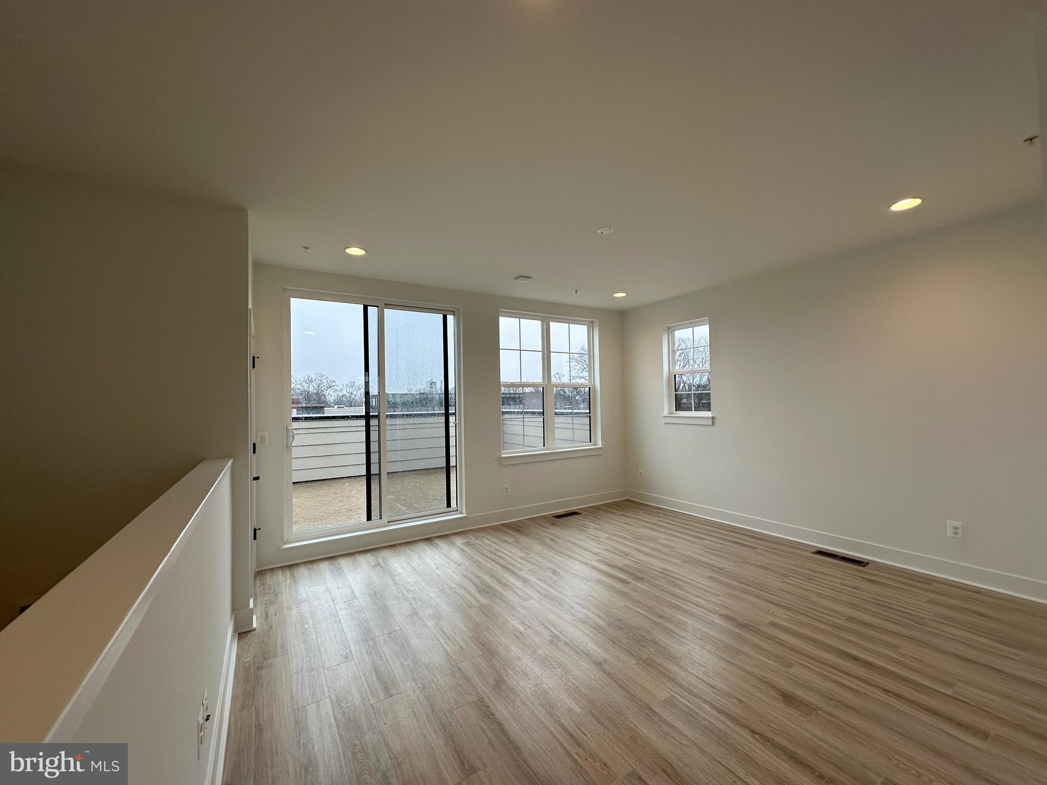 GRAHAM PARK - Residential Lease