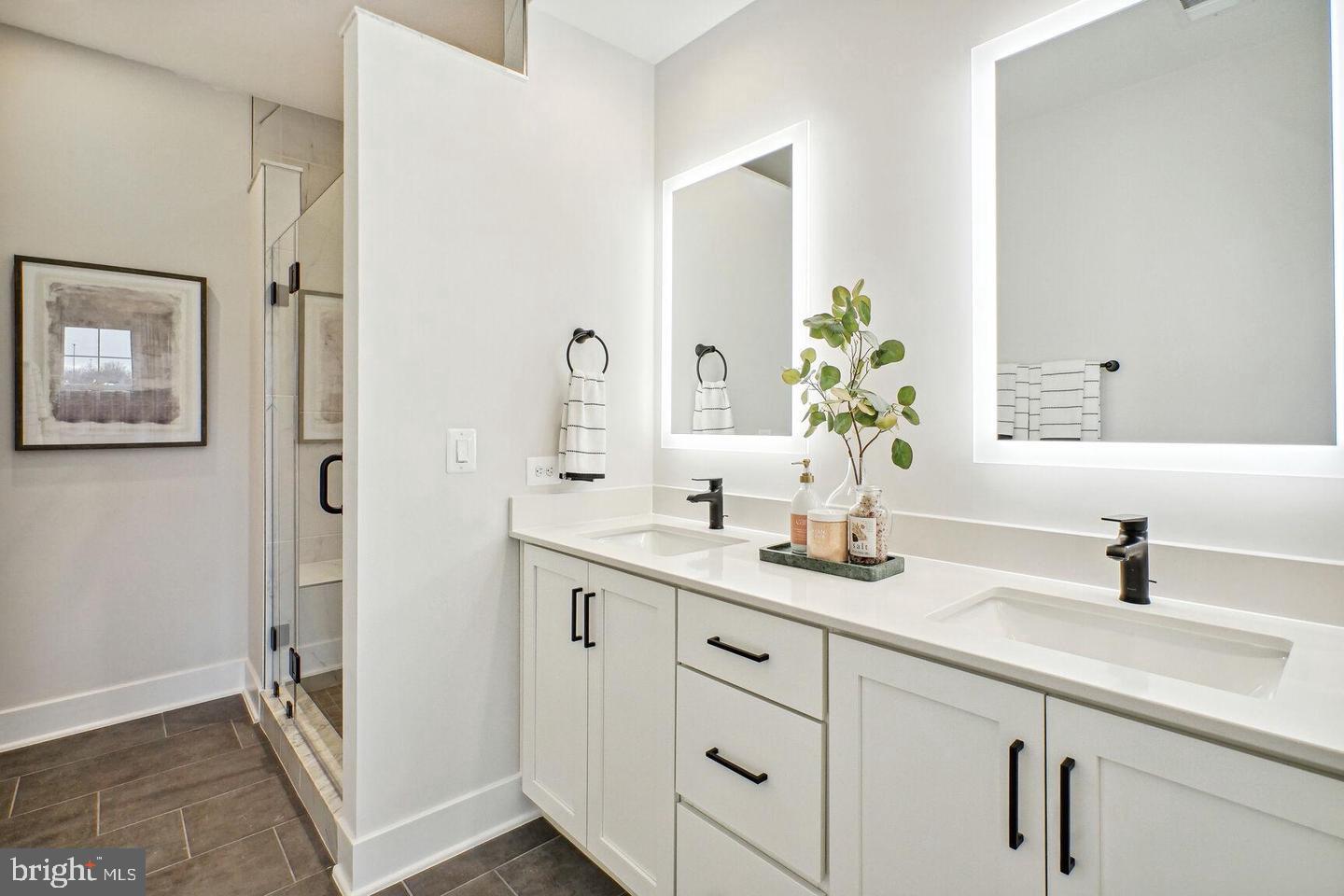 GRAHAM PARK - Residential Lease