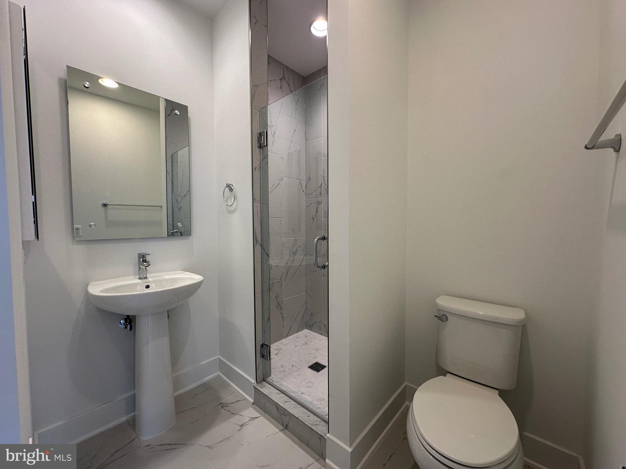 GRAHAM PARK - Residential Lease