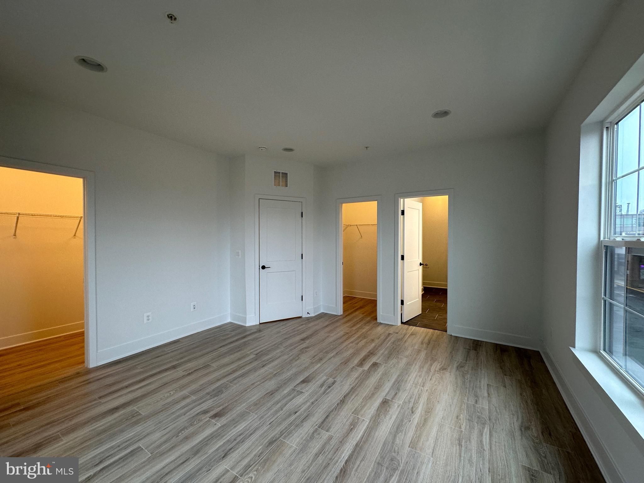 GRAHAM PARK - Residential Lease