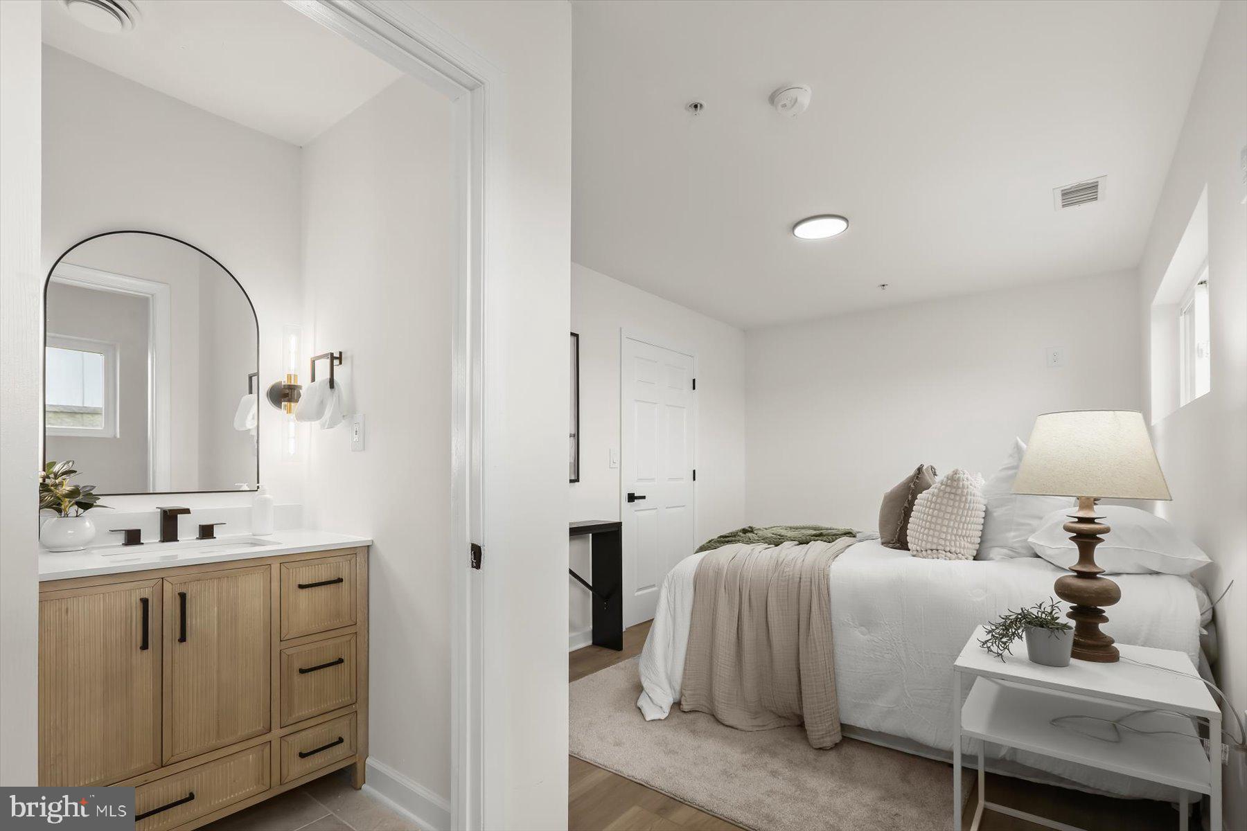 PARKVILLE - Residential
