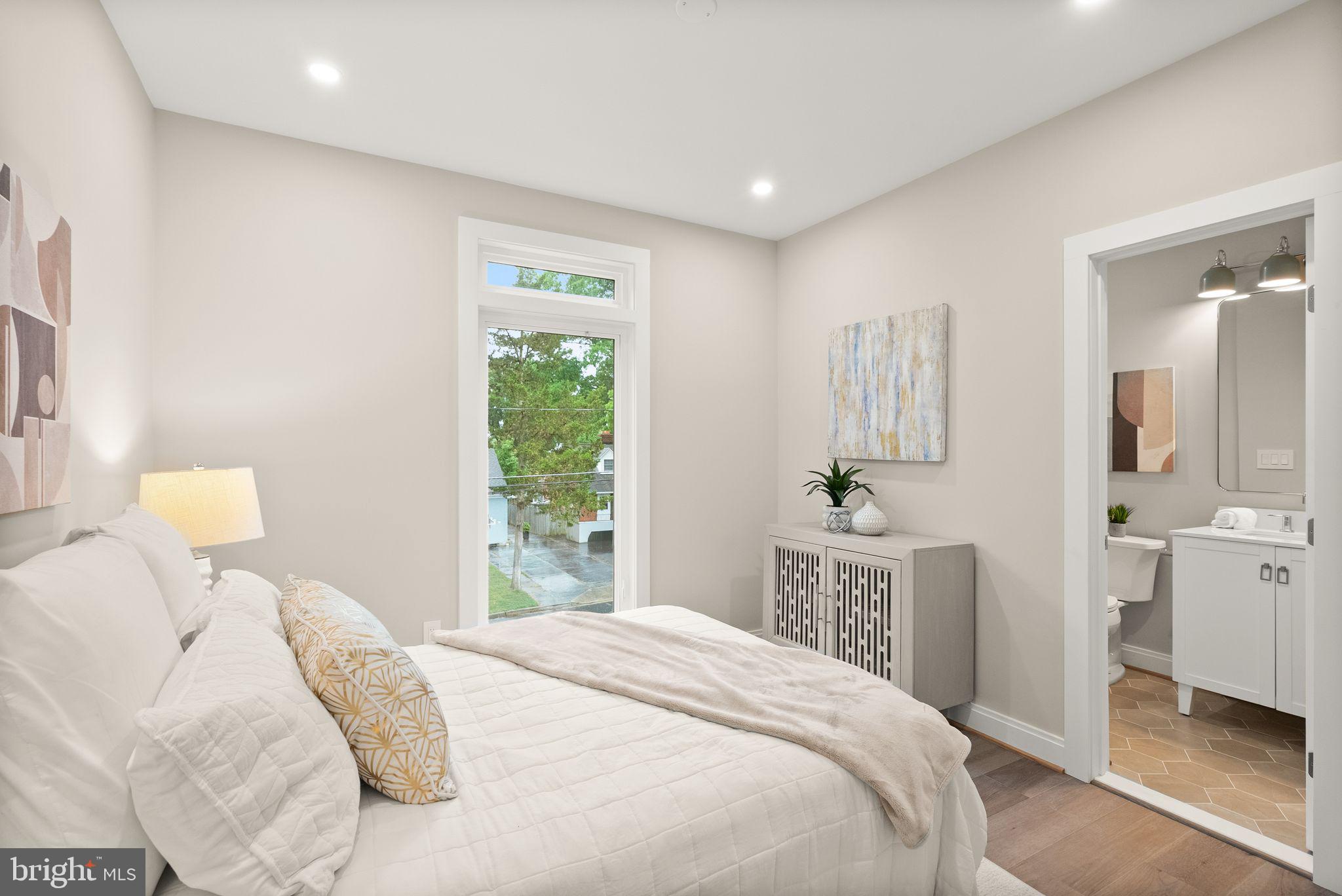 GLENCARLYN - Residential