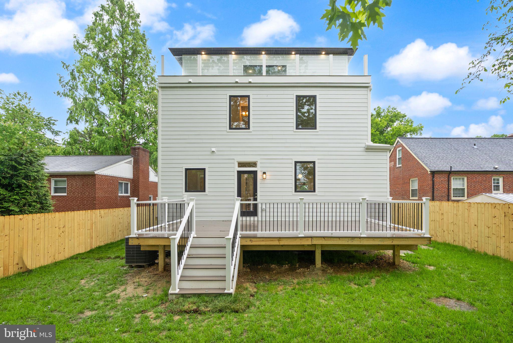 GLENCARLYN - Residential