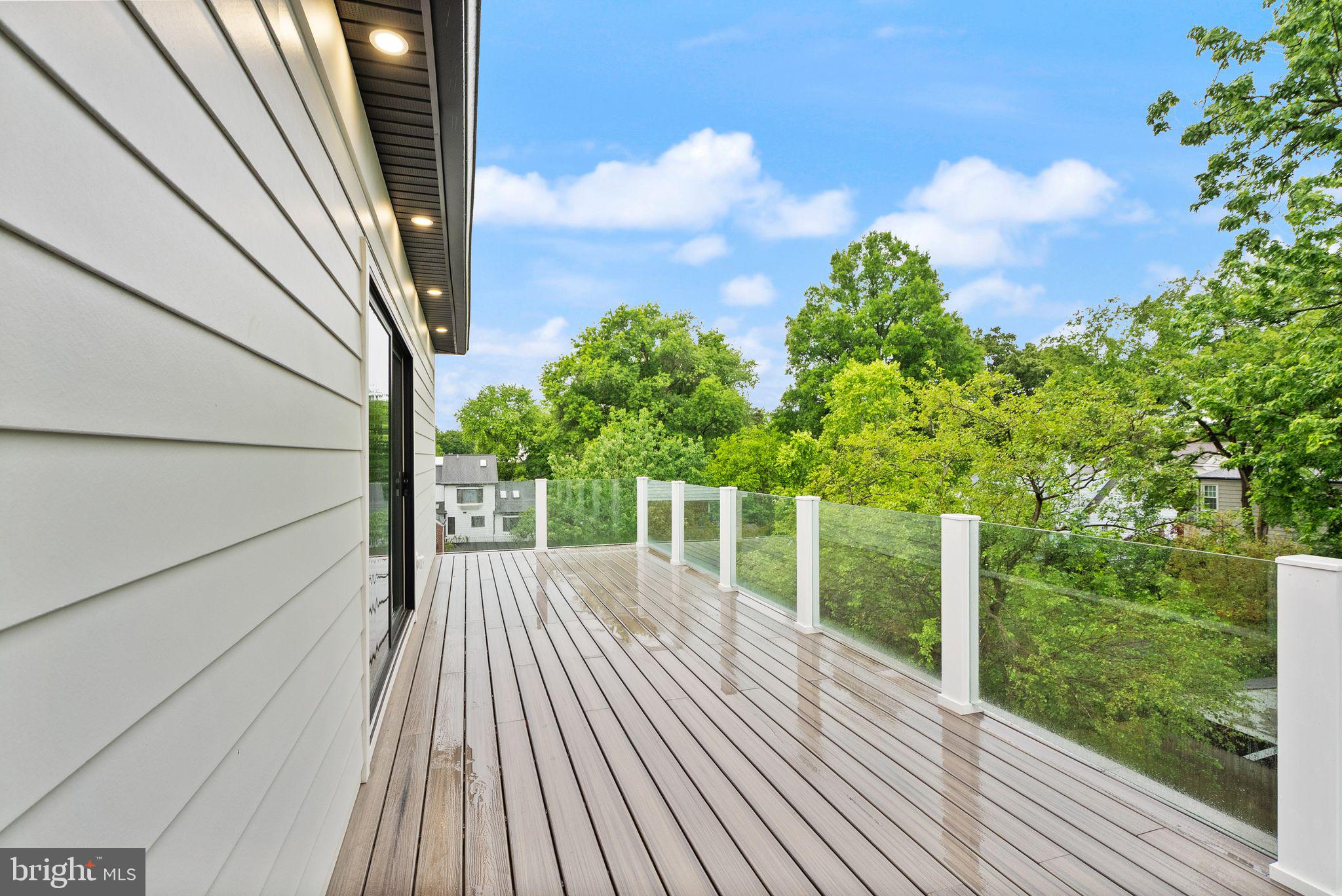 GLENCARLYN - Residential