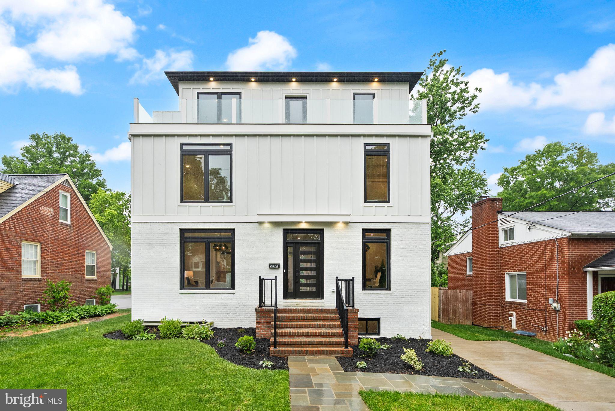 GLENCARLYN - Residential