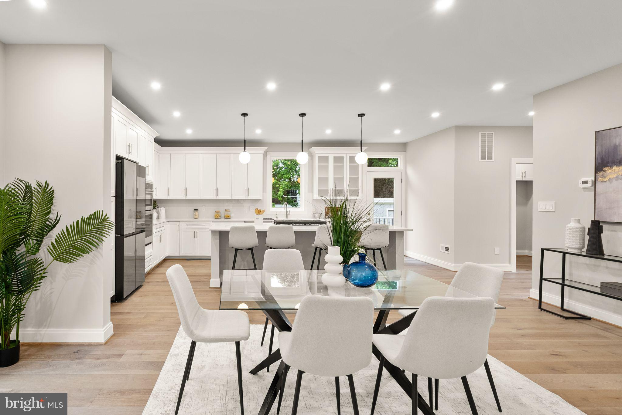 GLENCARLYN - Residential