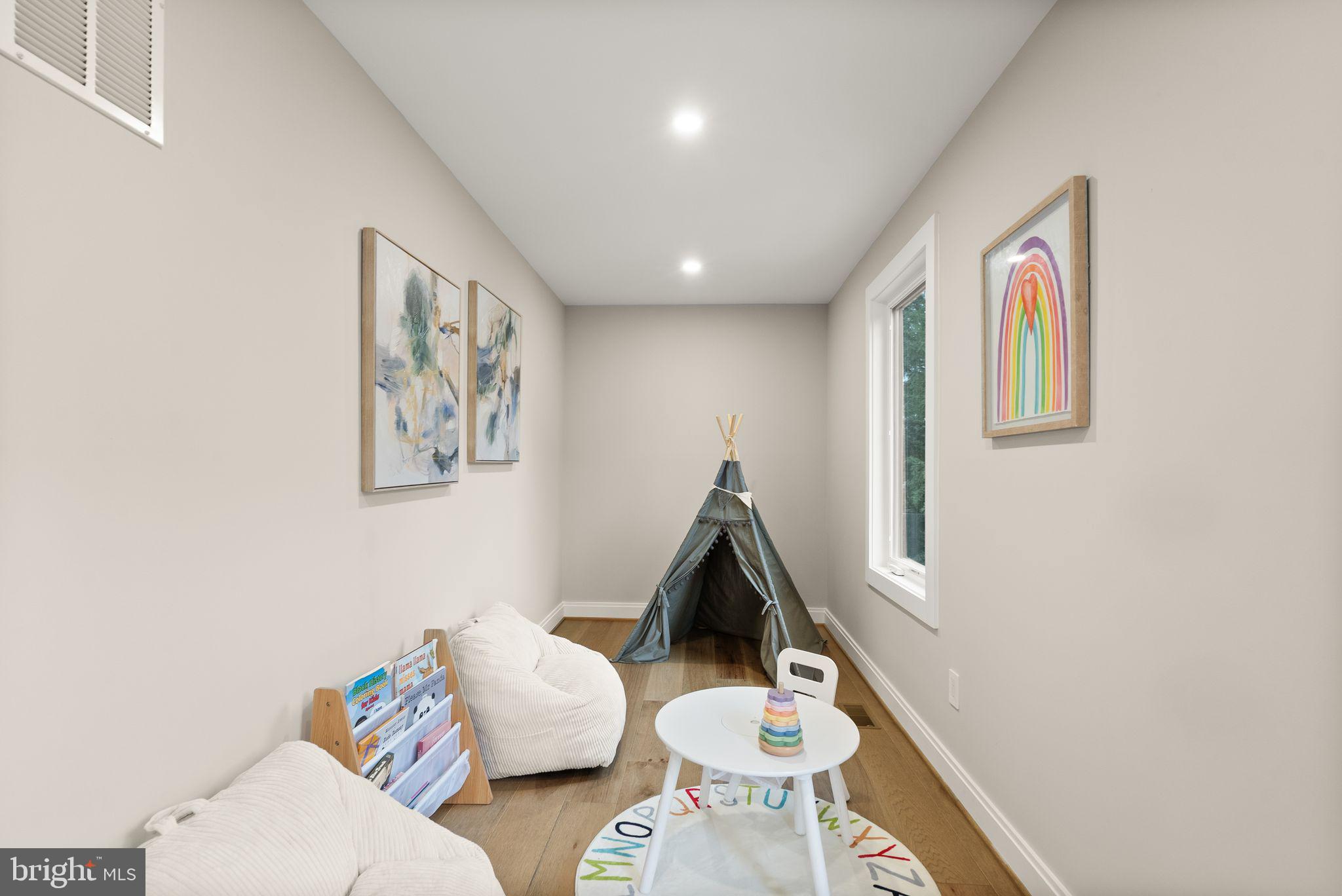 GLENCARLYN - Residential