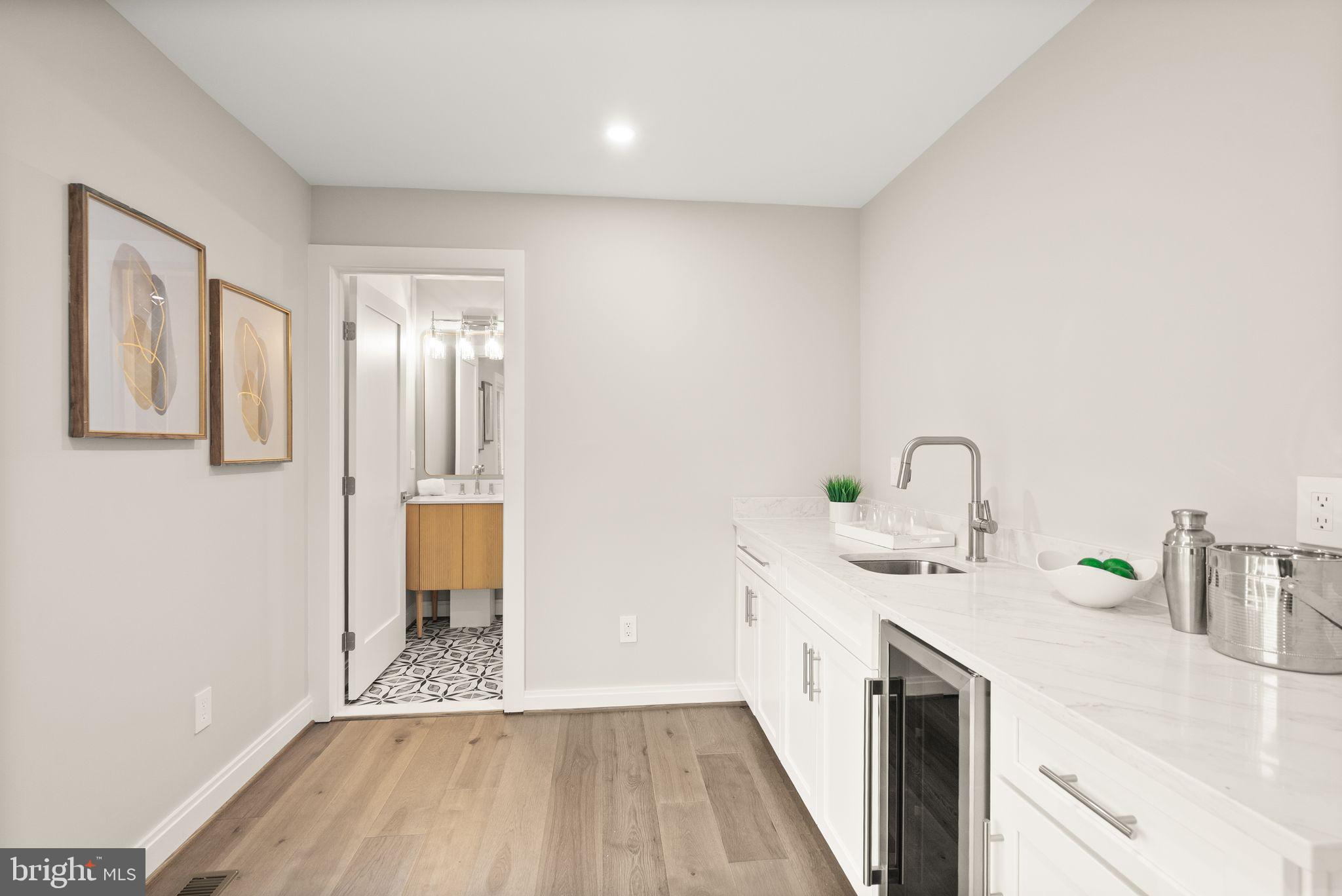 GLENCARLYN - Residential