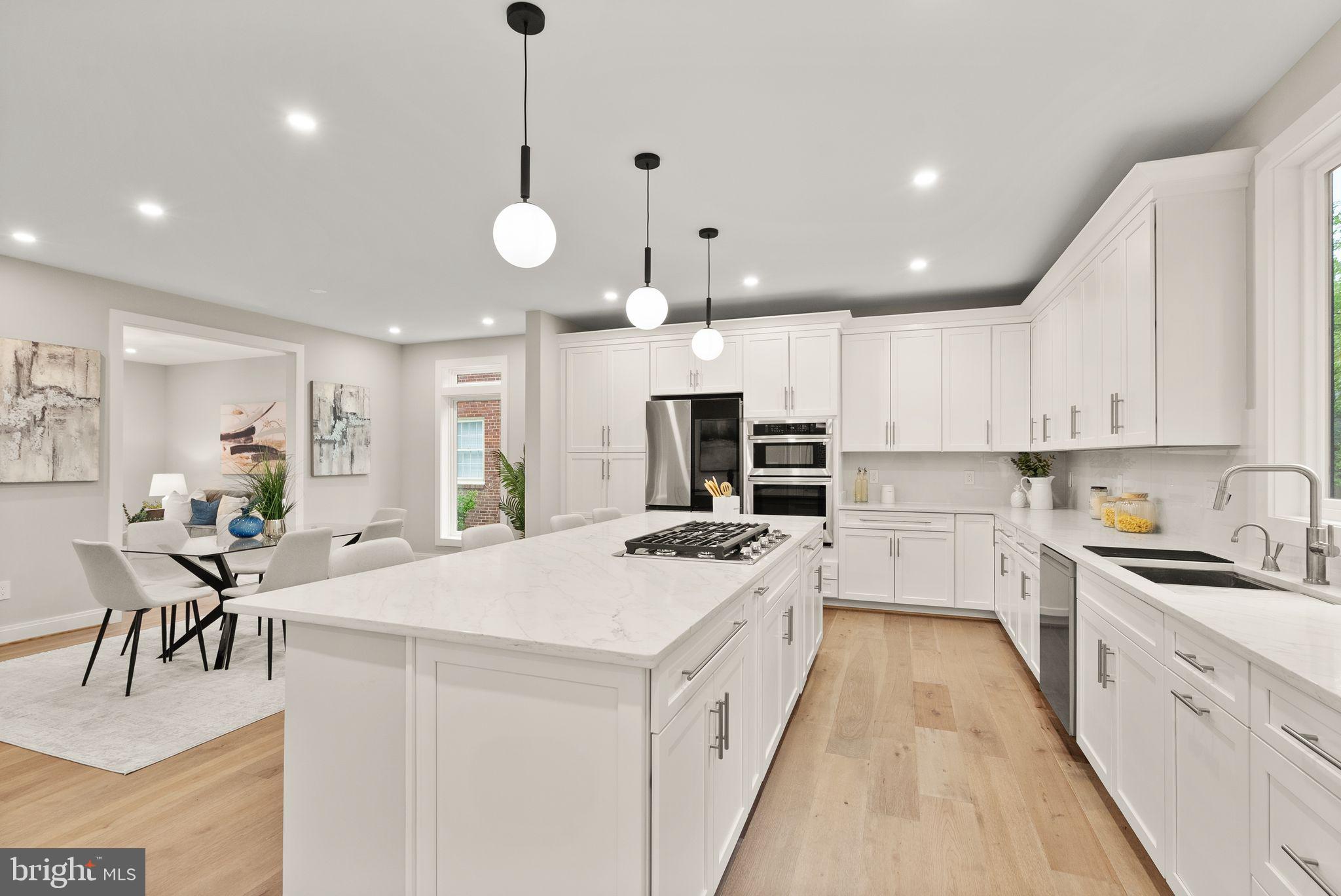 GLENCARLYN - Residential