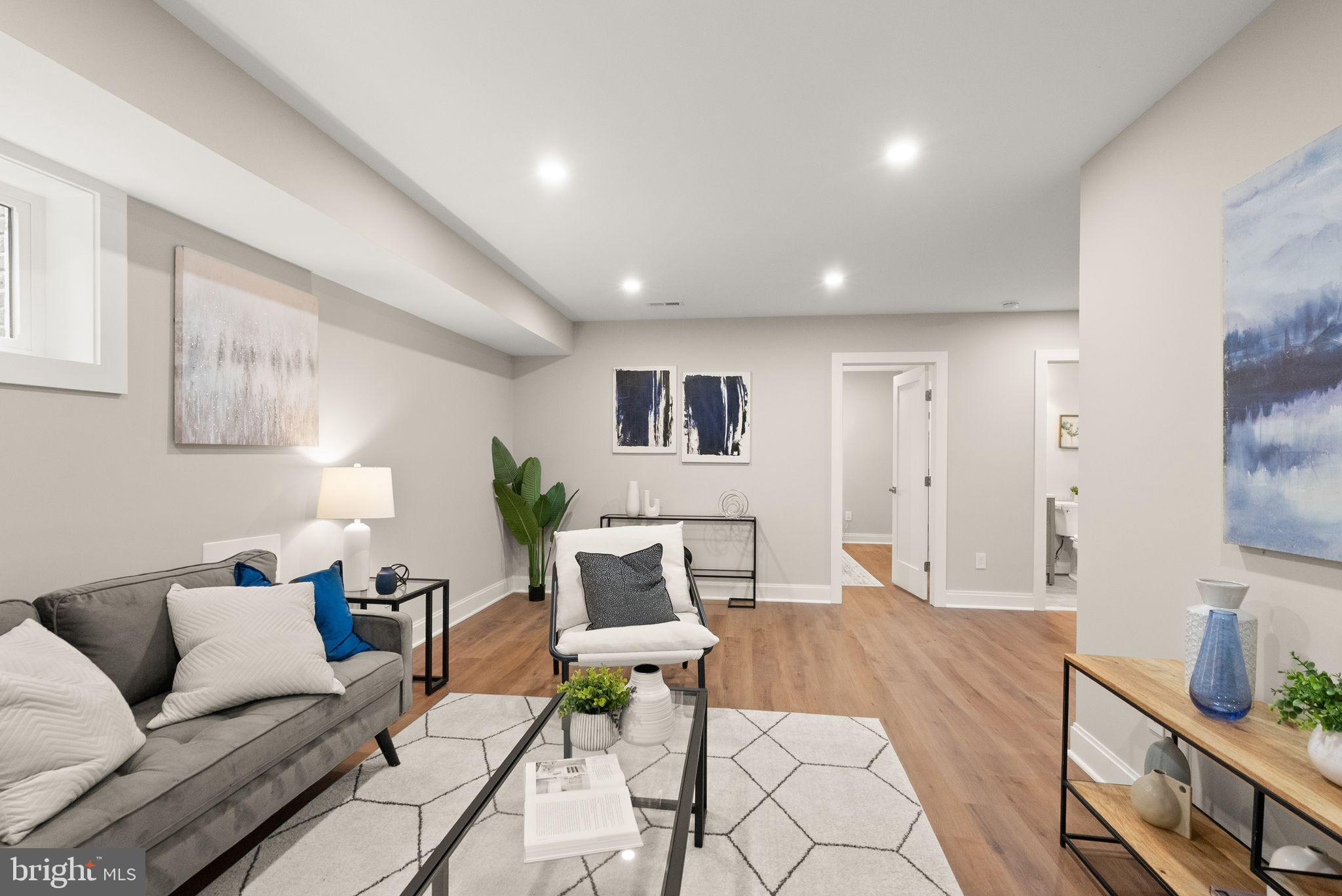GLENCARLYN - Residential