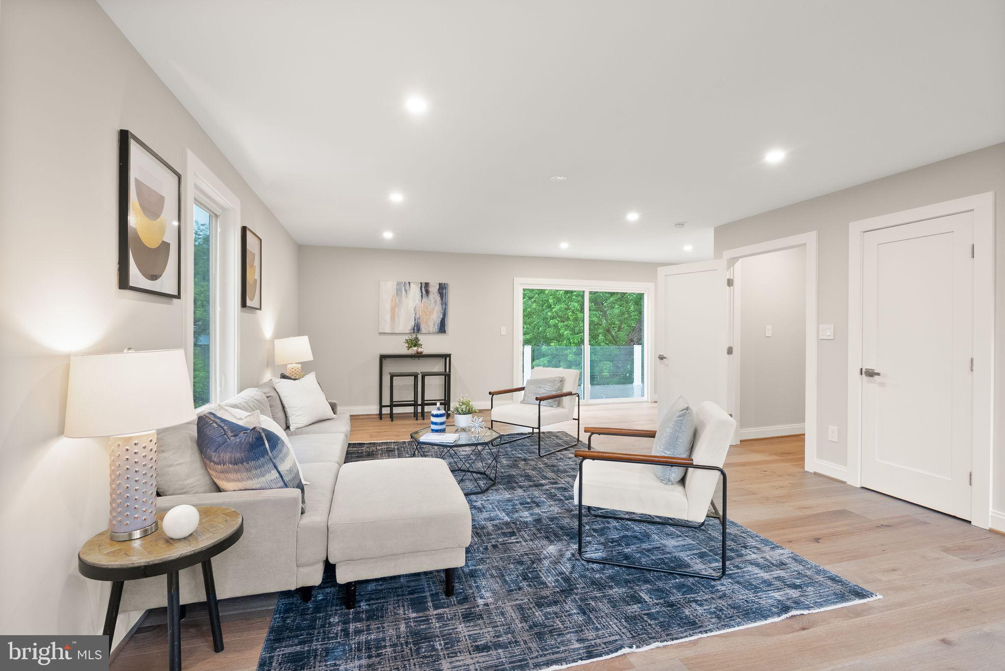 GLENCARLYN - Residential