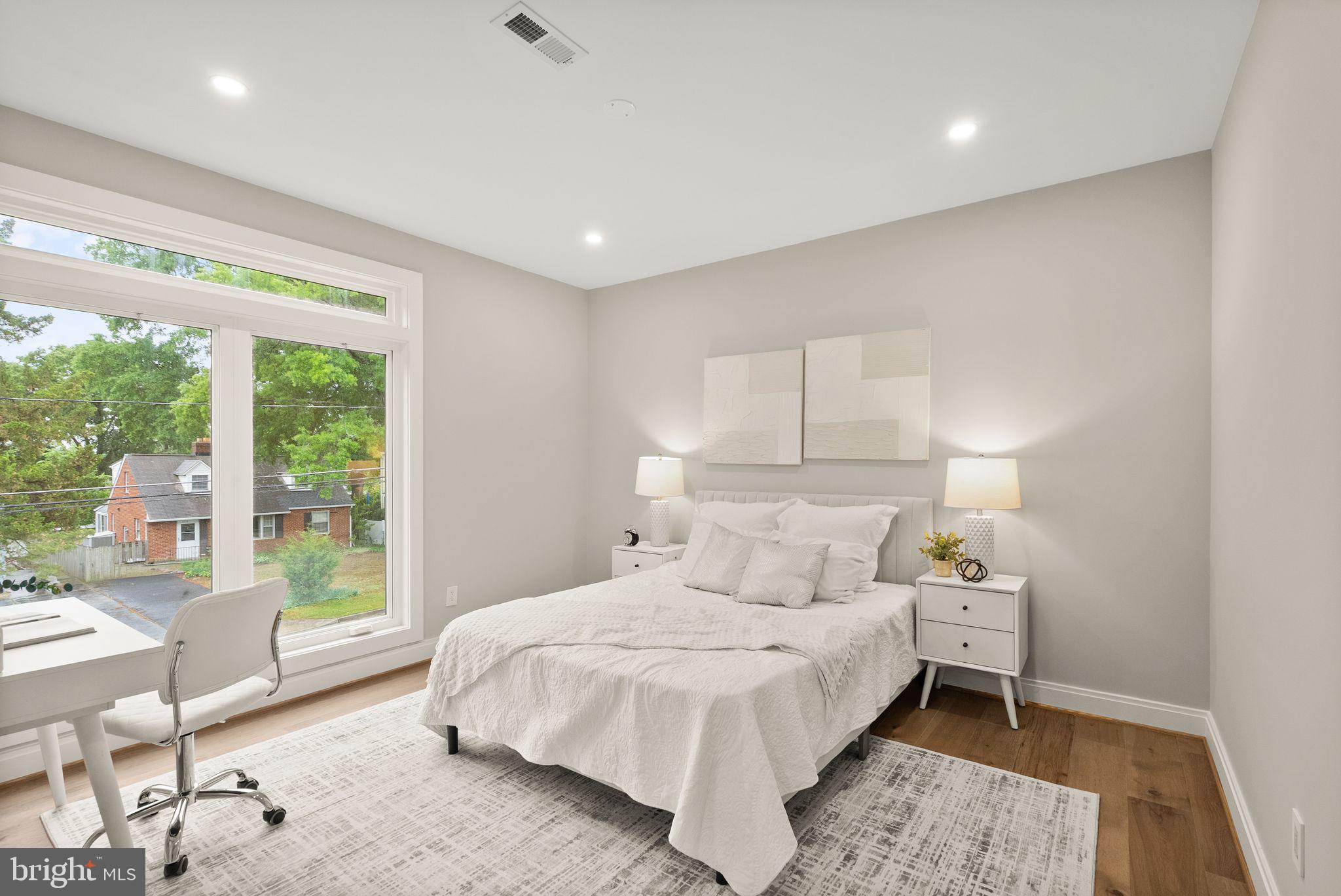 GLENCARLYN - Residential