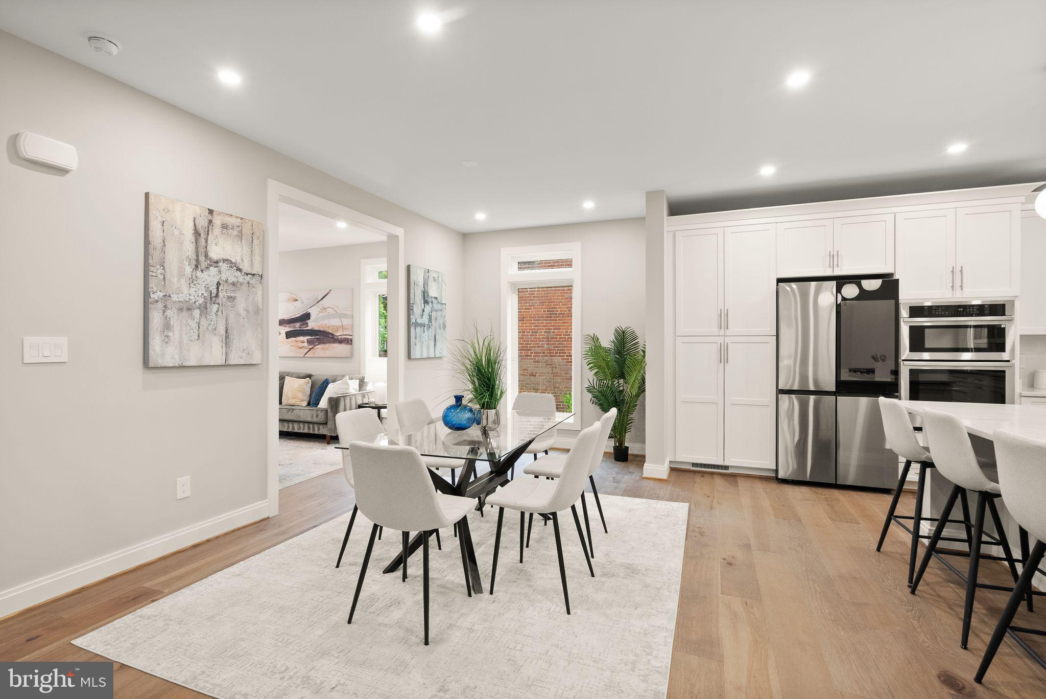 GLENCARLYN - Residential