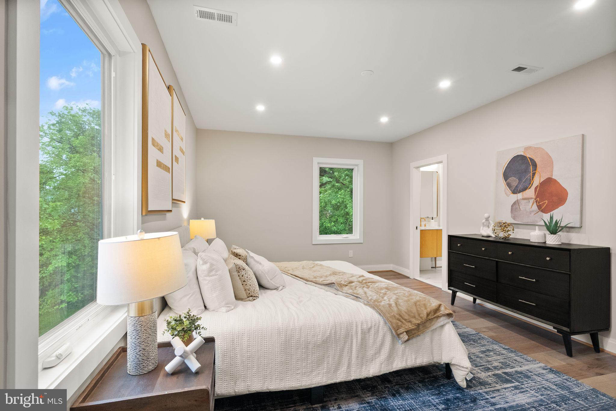 GLENCARLYN - Residential