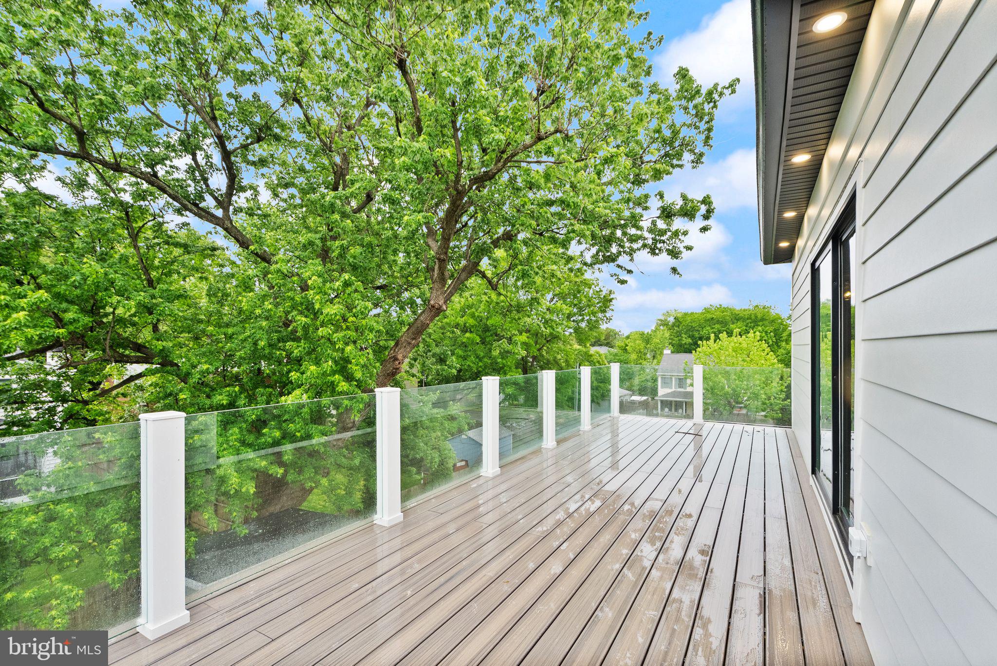GLENCARLYN - Residential