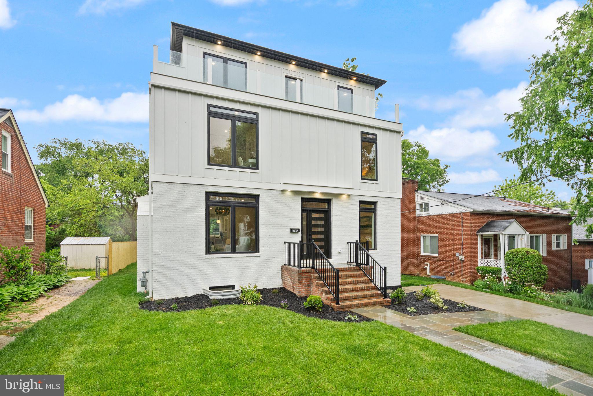 GLENCARLYN - Residential