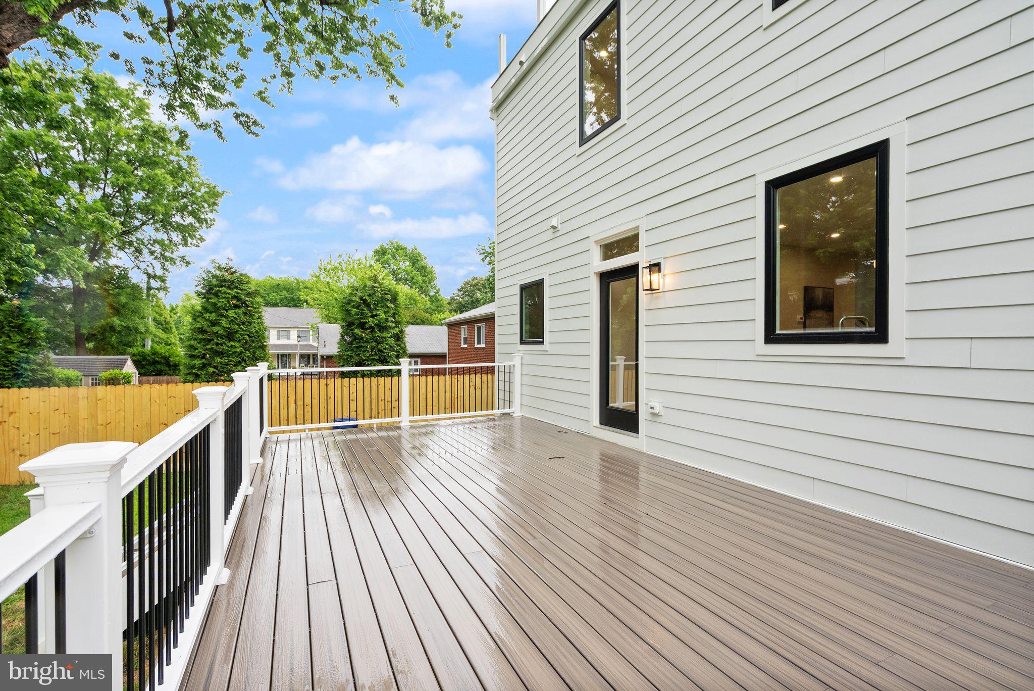 GLENCARLYN - Residential
