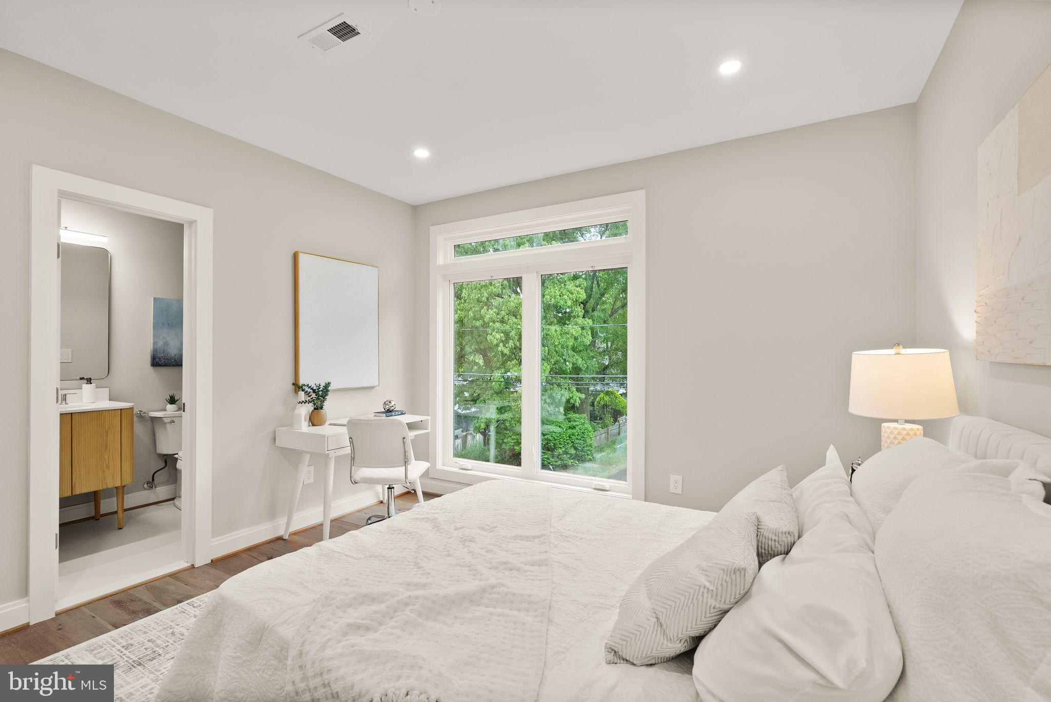 GLENCARLYN - Residential