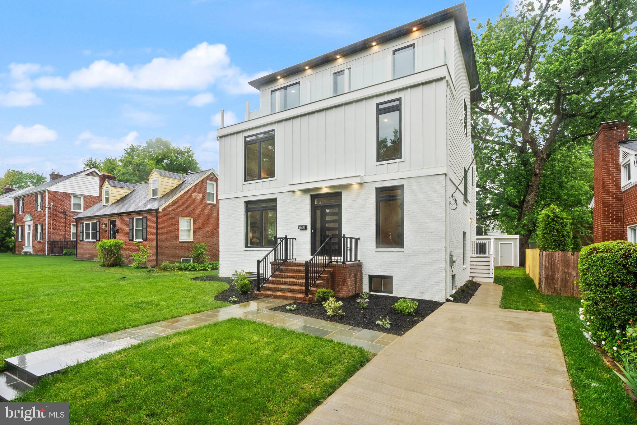 GLENCARLYN - Residential