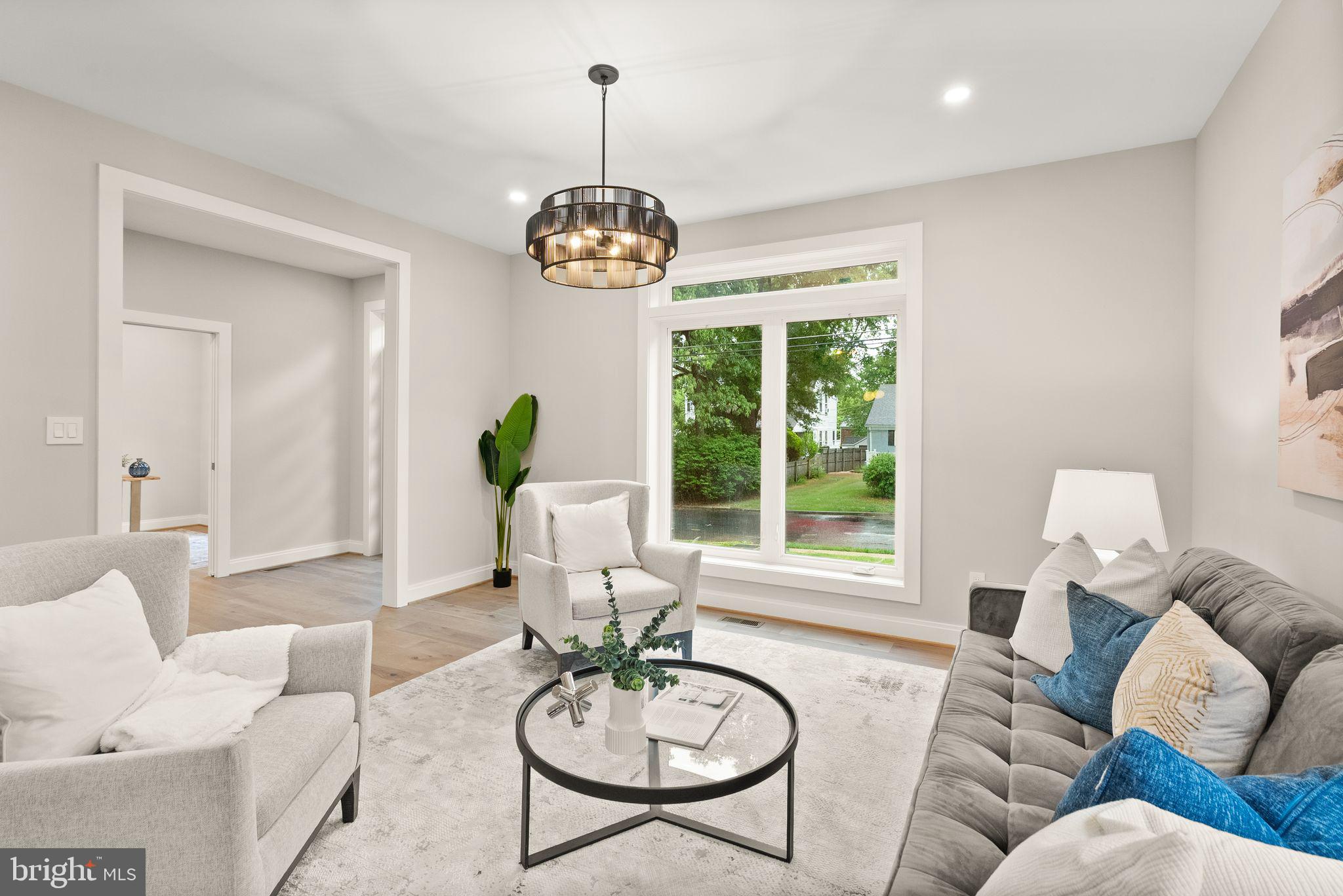 GLENCARLYN - Residential